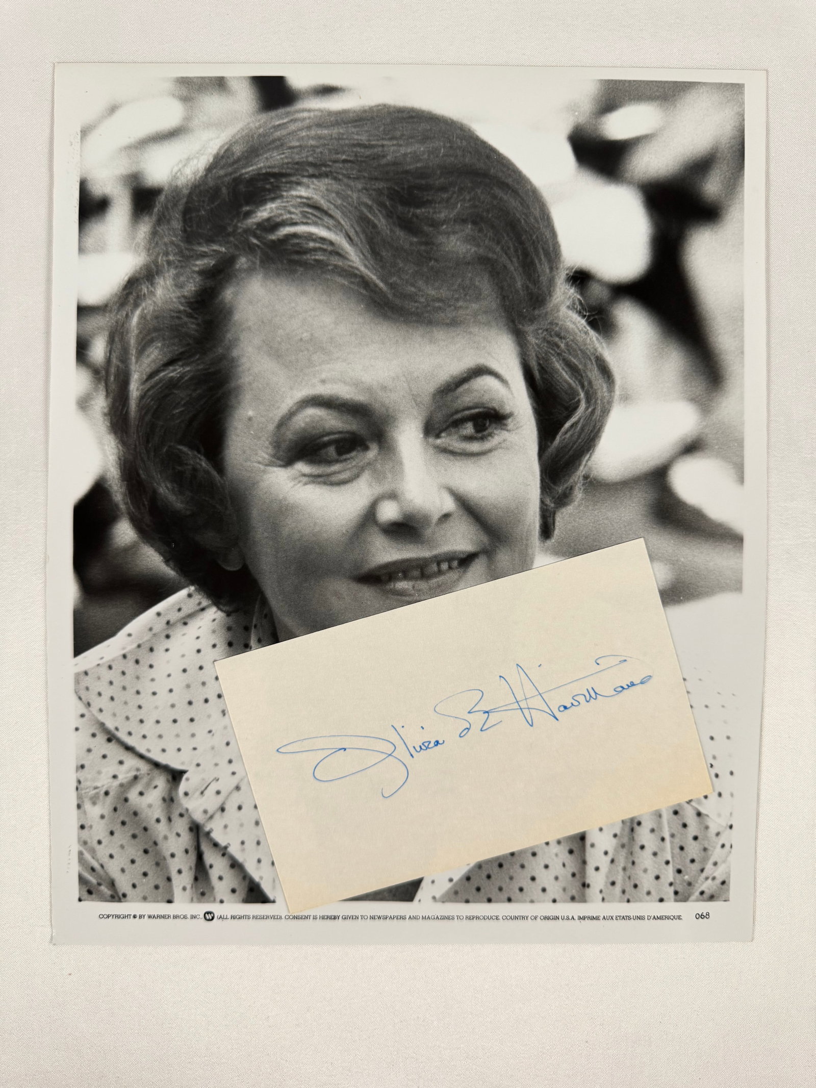 Olivia de Havilland Signed 8x10" Golden Age of Hollywood Photo: Dame Olivia Mary de Havilland (July 1, 1916 – July 26, 2020) was a British and American actress. The major works of her cinematic career spanned from 1935 to 1988. She appeared in 49 feature films a