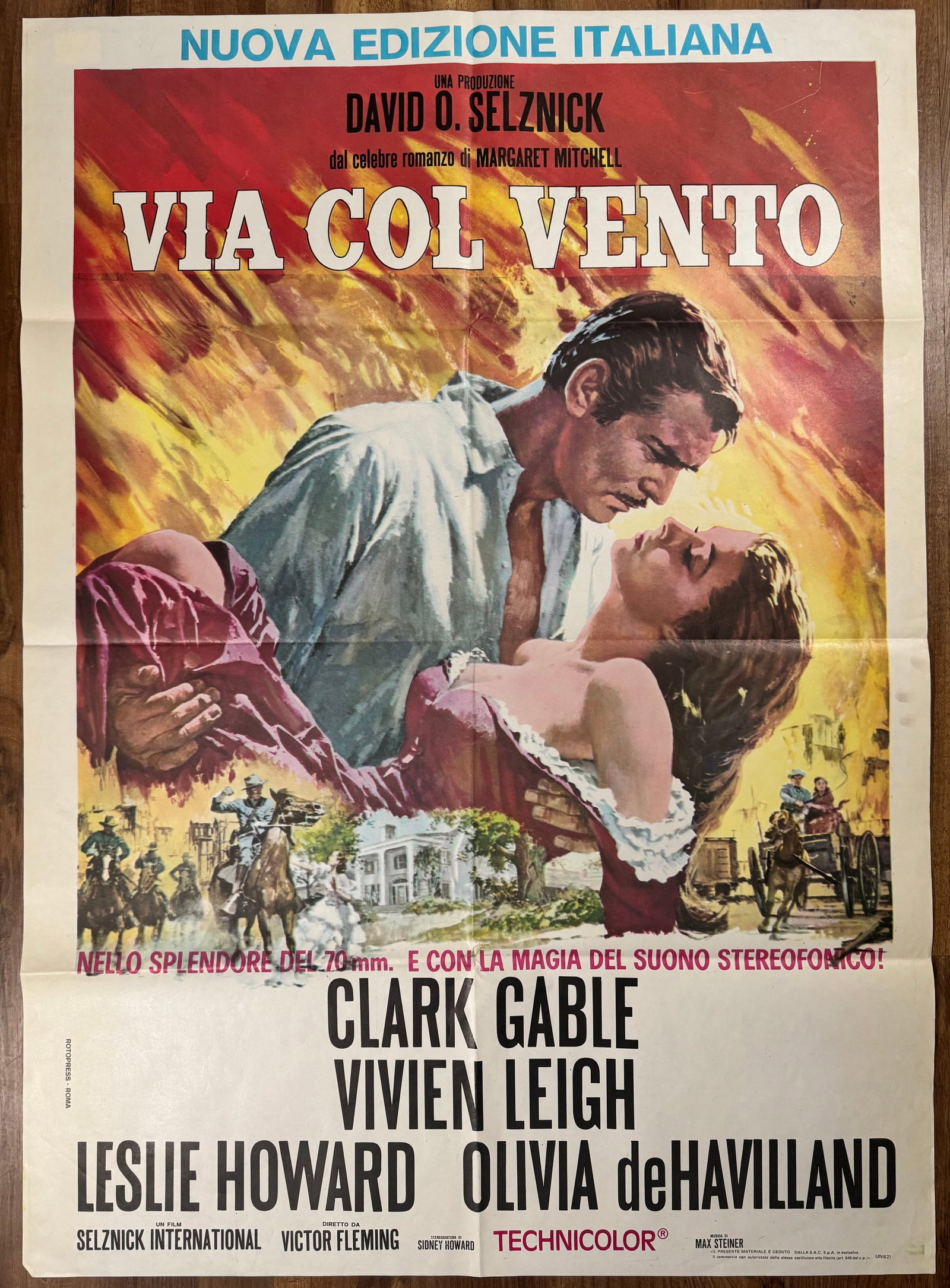 Gone with the Wind Original RR80s 2 Fogli Italian 1P Folded Movie Poster 39"x55": Gone with the Wind is a 1939 American epic historical romance film adapted from the 1936 novel by Margaret Mitchell. The film was produced by David O. Selznick of Selznick International Pictures and d
