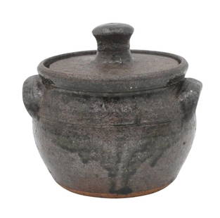 Lanier Meaders. Bean Pot: Lanier Meaders. (1917-1998) Bean Pot. Mid/Late 1970's. Signed. Ash glaze. Mint Condition. Size: 4.75" H. Provenance: Private Georgia Collection. Est. $200 - $500.