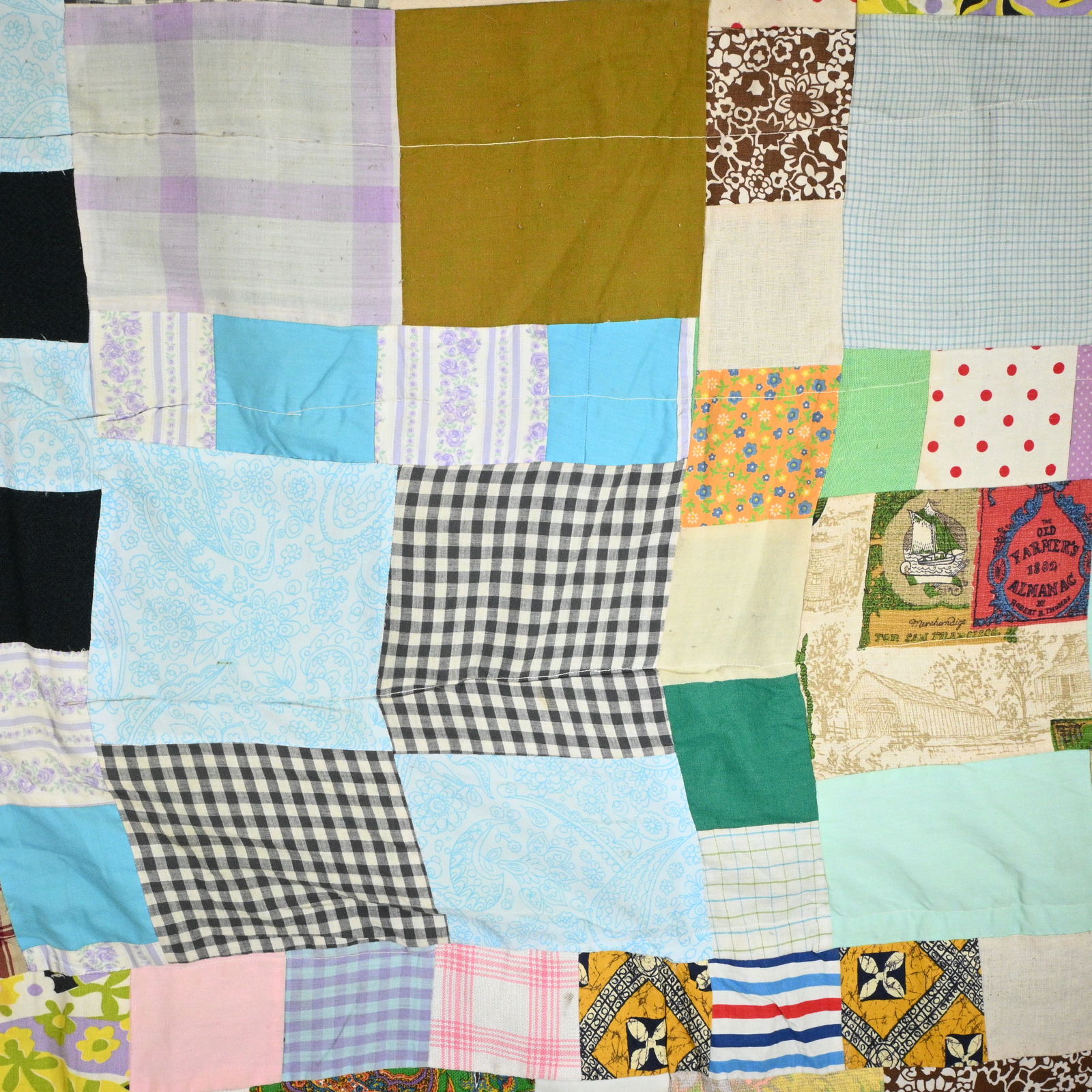 Double-sided Patchwork Folk Quilt - 10