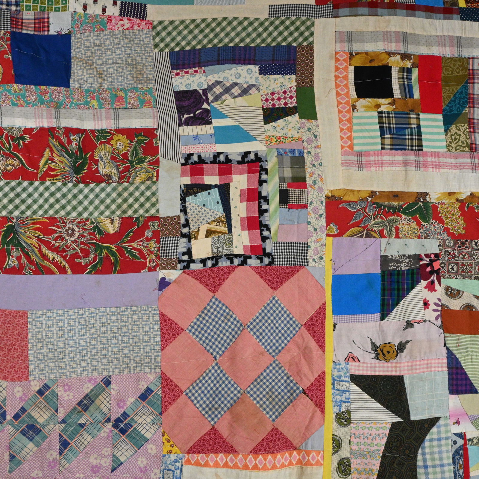 Double-sided Patchwork Folk Quilt - 3