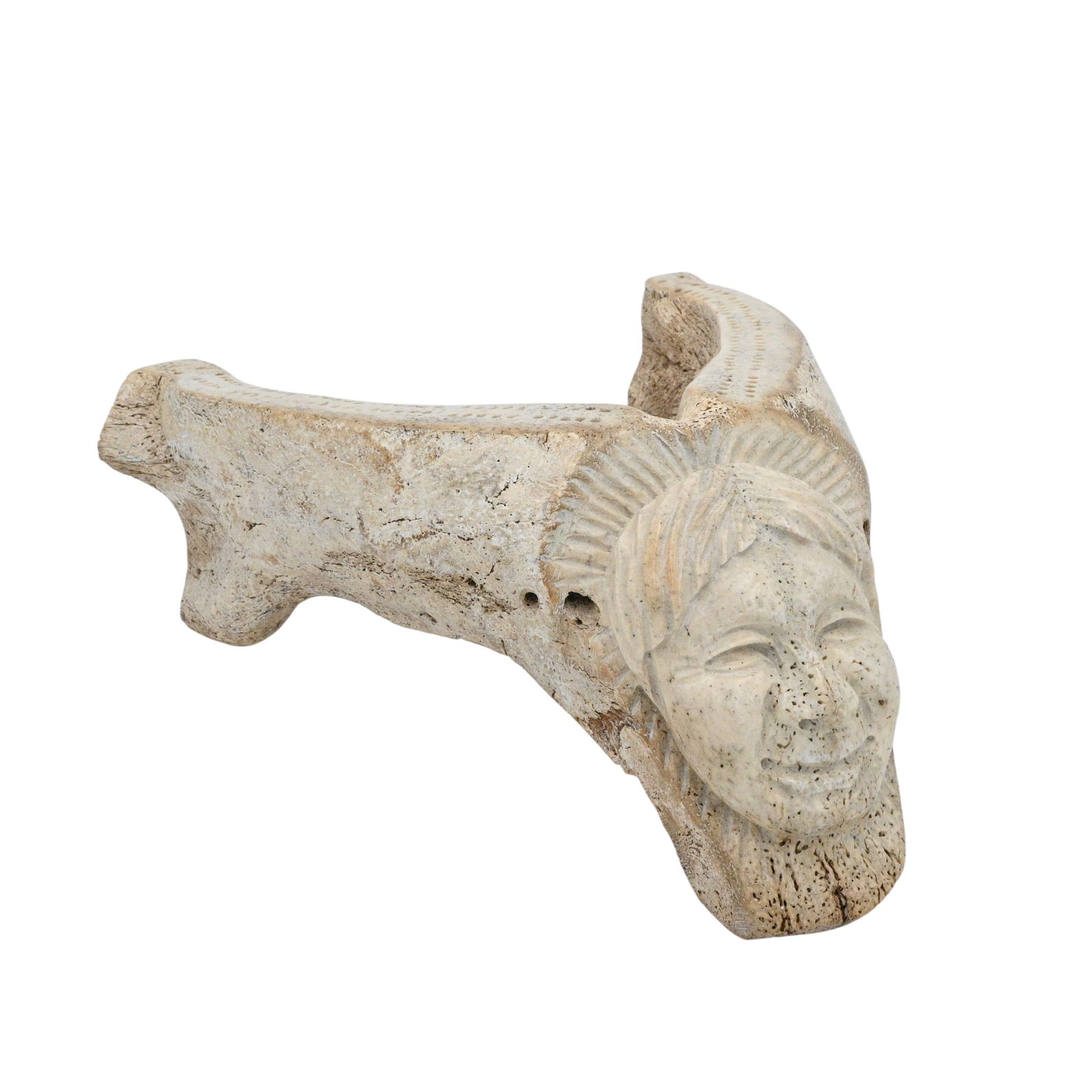 Bone Cribbage Board Face Sculpture: Bone Cribbage Board Face Sculpture. Signed. Can't make out signature. Likely from Alaska. Very detailed face on the front. Excellent condition. Size: 4" H x 7.5" W x 8" D. Provenance: 