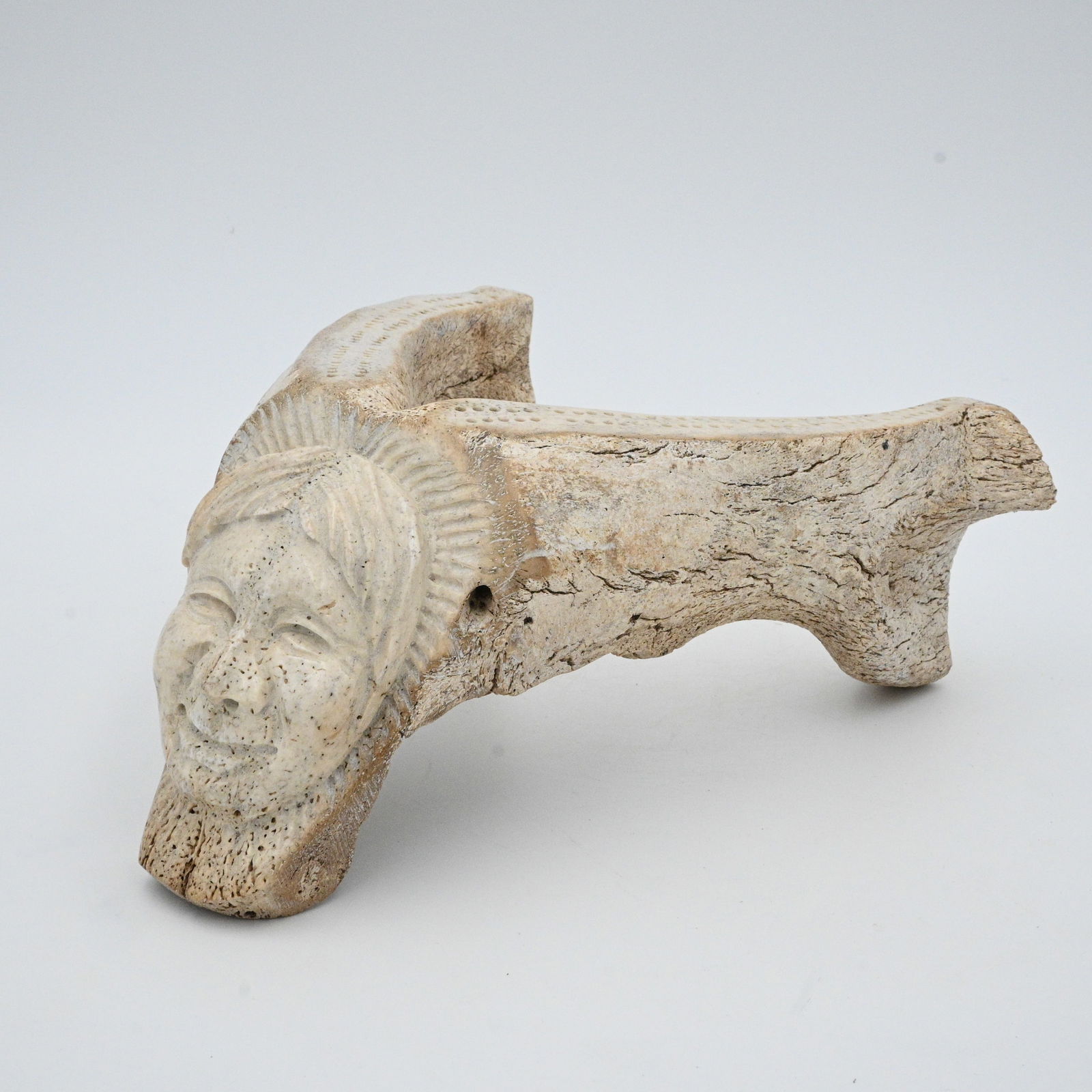 Bone Cribbage Board Face Sculpture - 2