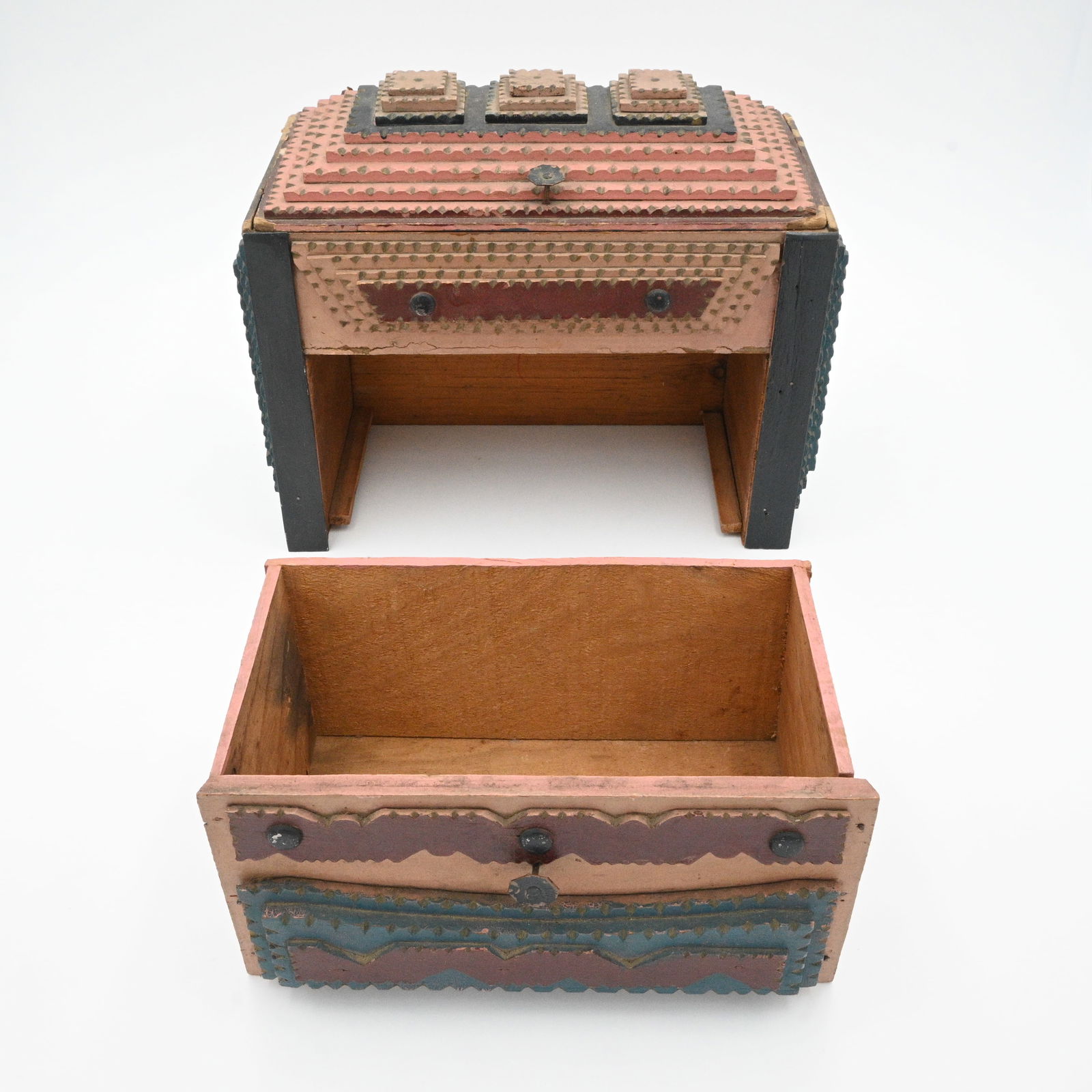 Tramp Art Painted Box - 6