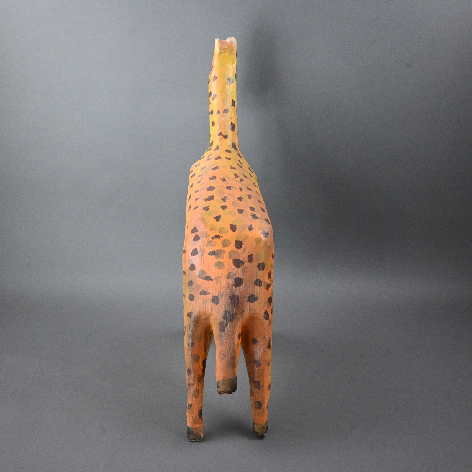 Hubert Walters. Giraffe - 3