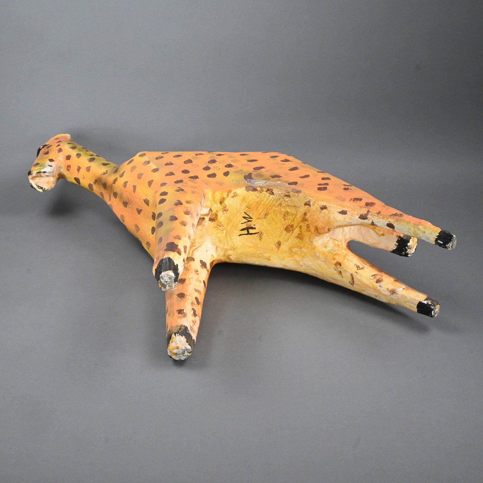 Hubert Walters. Giraffe - 5