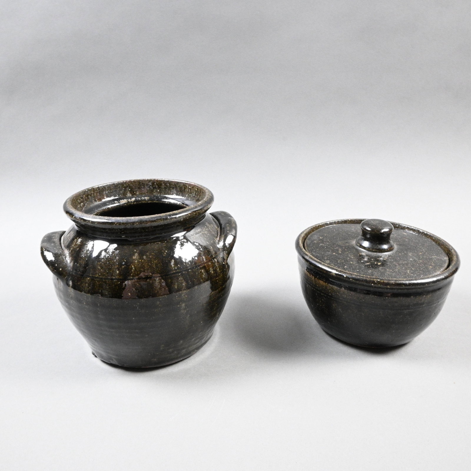 Lanier Meaders. Two Pots - 3