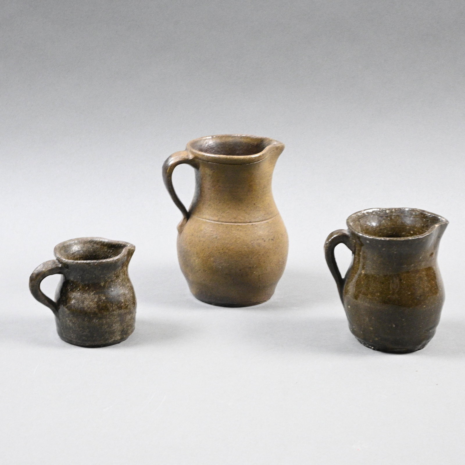 Cheever Meaders (attrib). Three Small Pitchers - 3