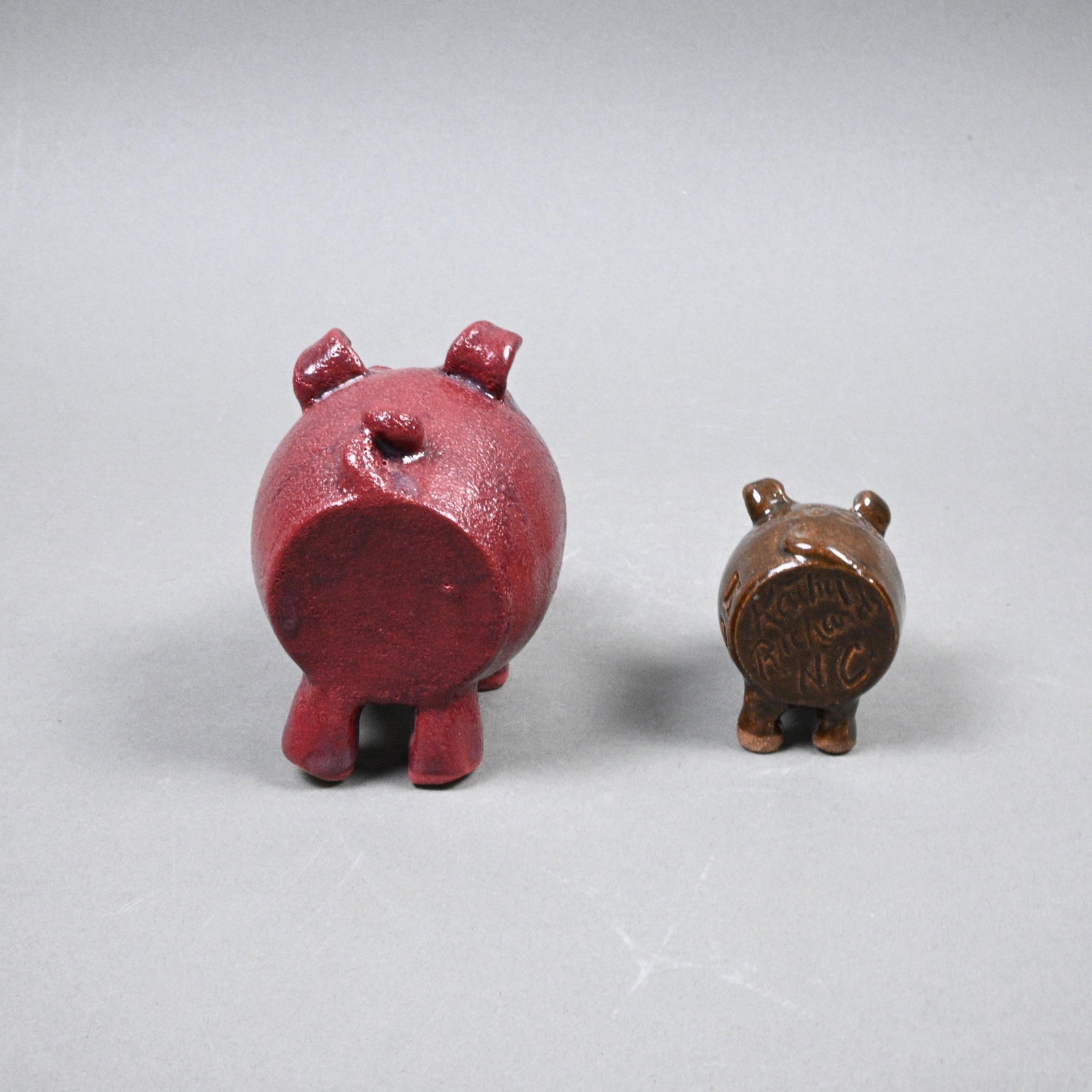 Two Mini Pottery Pigs - 5