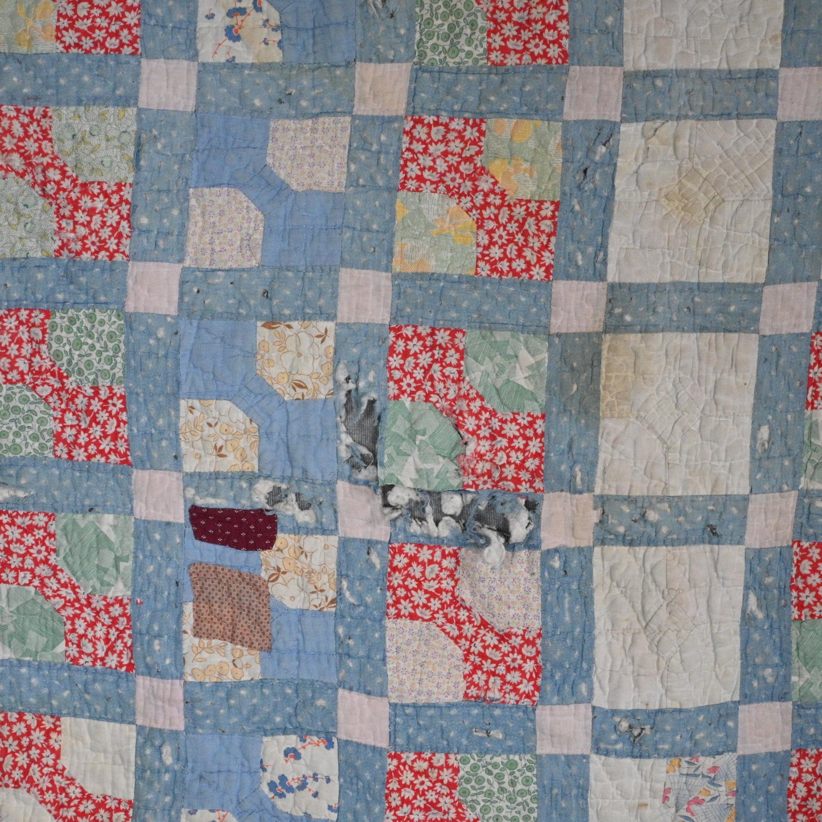 Vintage Hand-Pieced Patchwork Quilt - 2