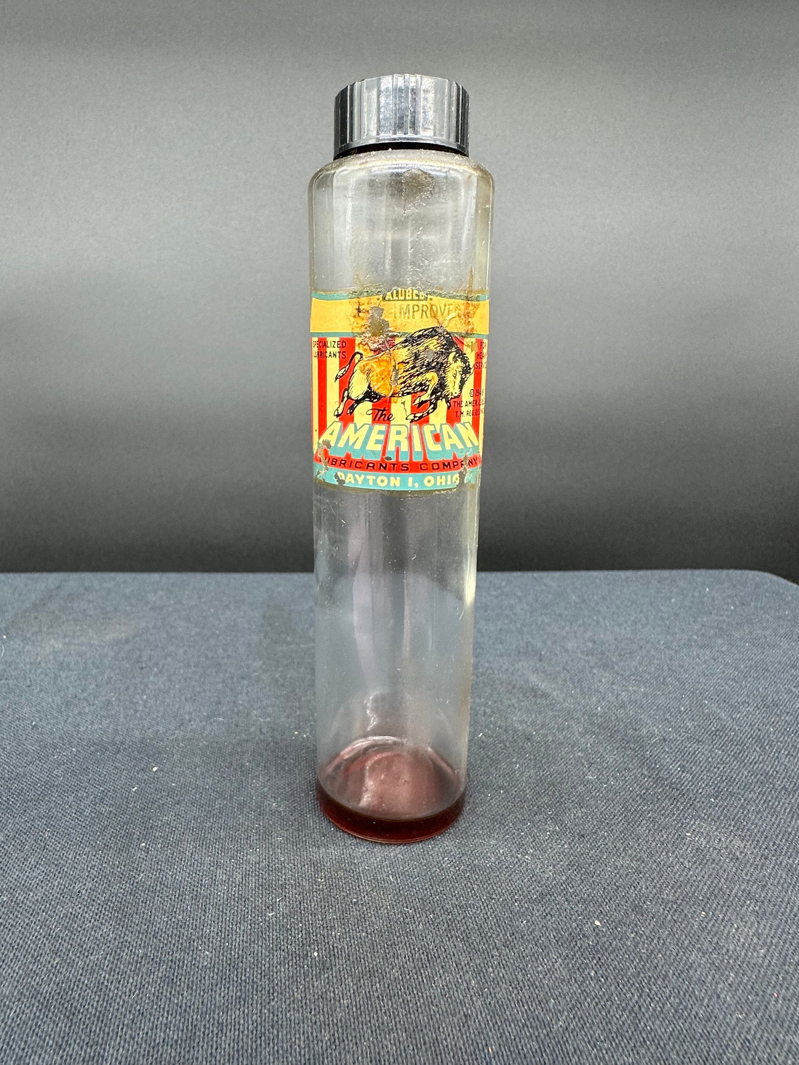 ALUBCO AMERICAN MOTOR OIL SALESMAN SAMPLE OIL BOTTLE (1 of 6)