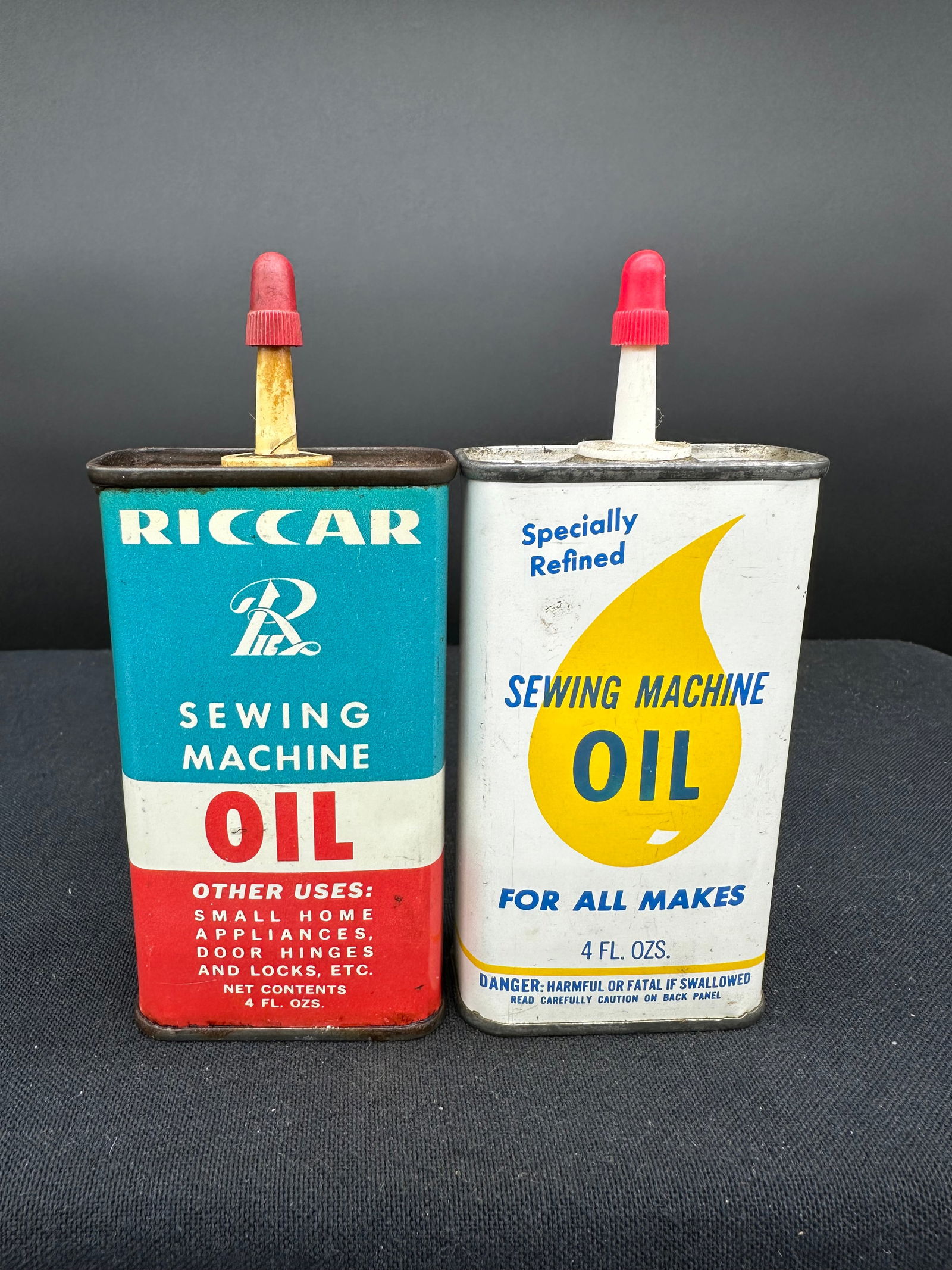 LOT OF 2 SEWING MACHINE HANDY OILER MACHINE OIL CANS (1 of 6)