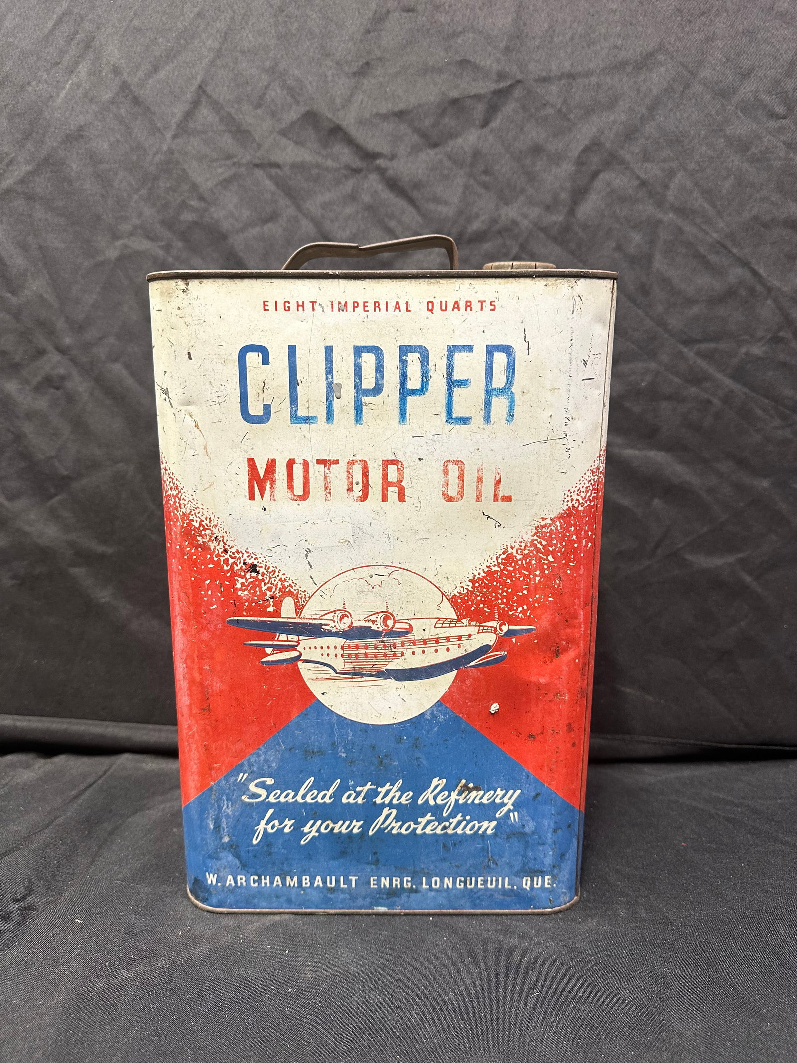 CLIPPER MOTOR OIL 2 IMPERIAL GALLON OIL CAN: Please see photos for condition.
