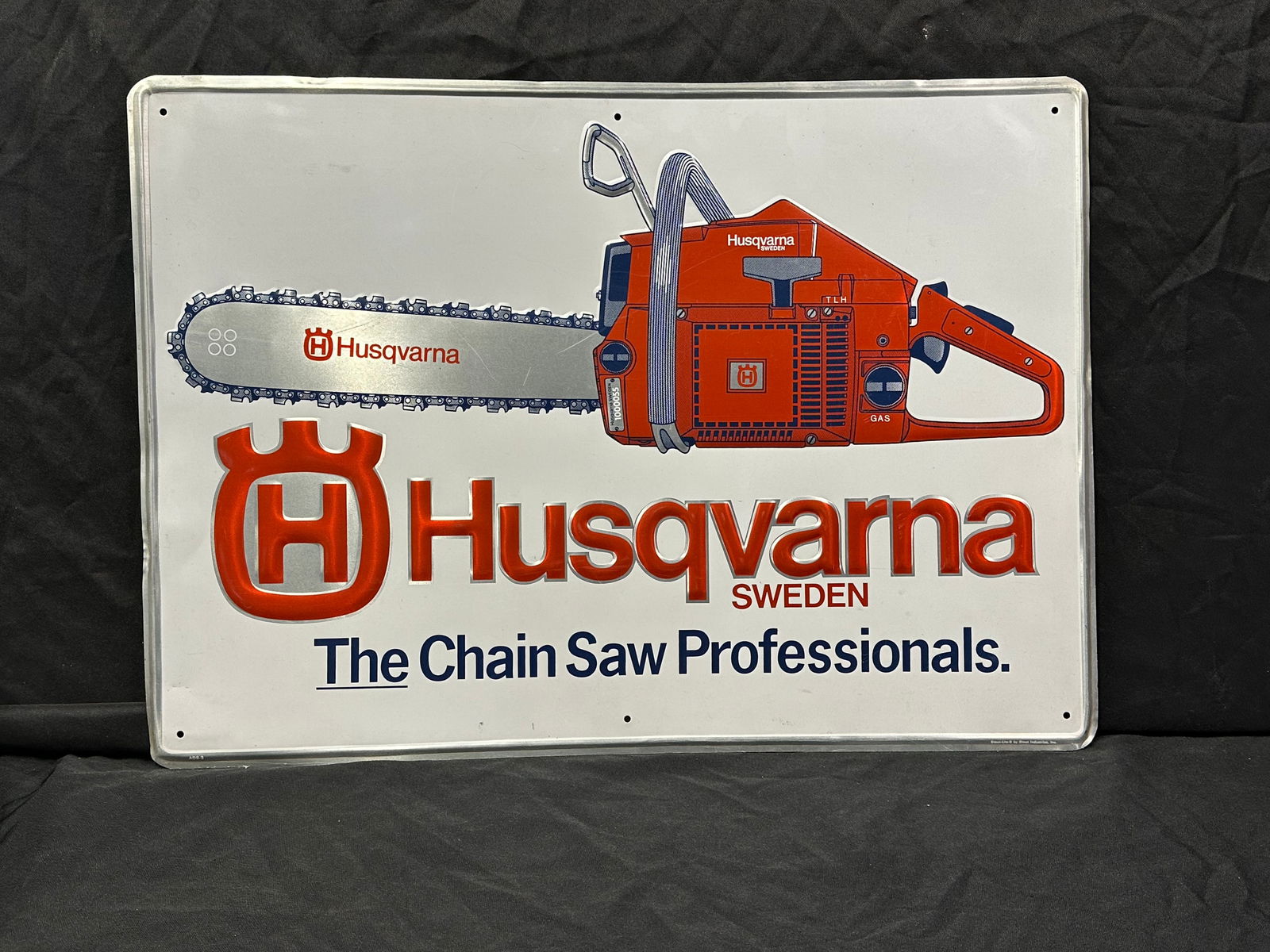 EMBOSSED METAL HUSQVARNA CHAINSAWS ADVERTISING SIGN (1 of 3)