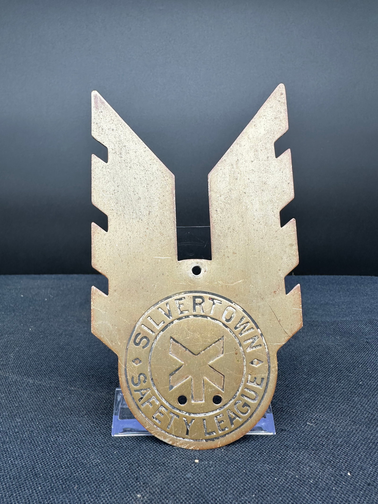GOODRICH SILVERTOWN SAFETY LEAGUE METAL LICENSE PLATE TOPPER: Please see photos for condition.