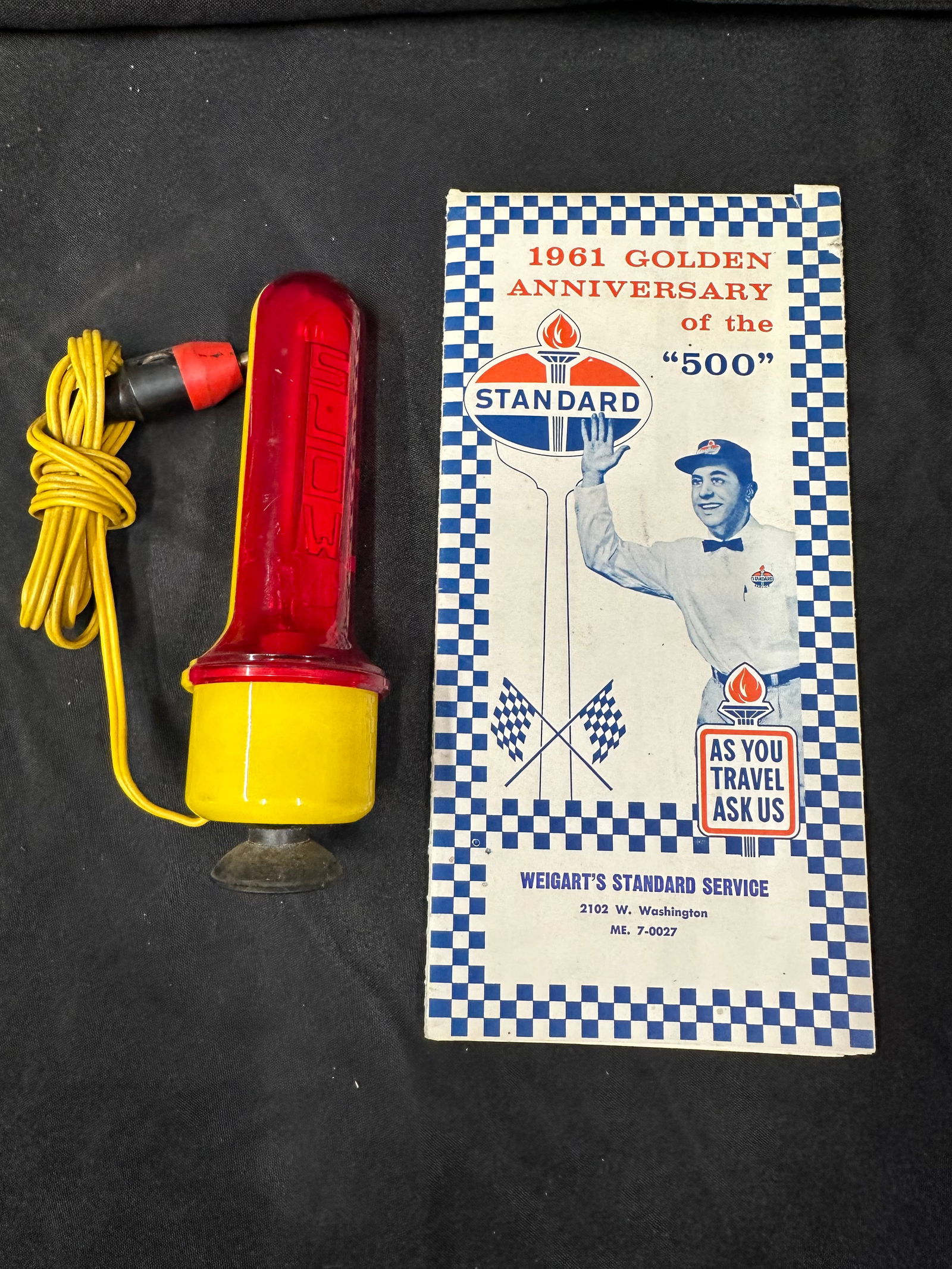 STANDARD MOTOR OIL INDY 500 ANNIVERSARY BOOKLET (1 of 3)