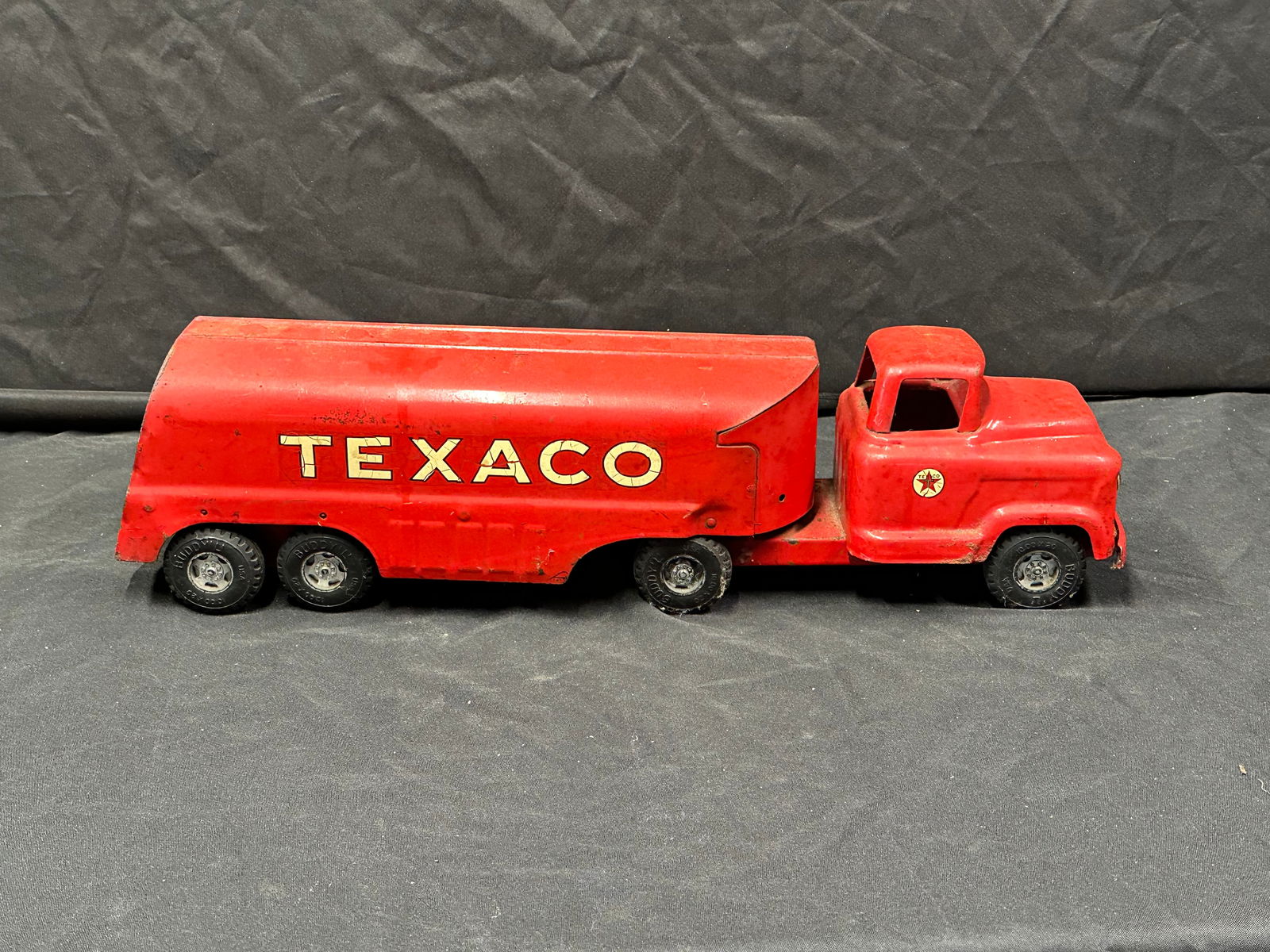 TEXACO BUDDY L METAL TANKER TRUCK (1 of 6)