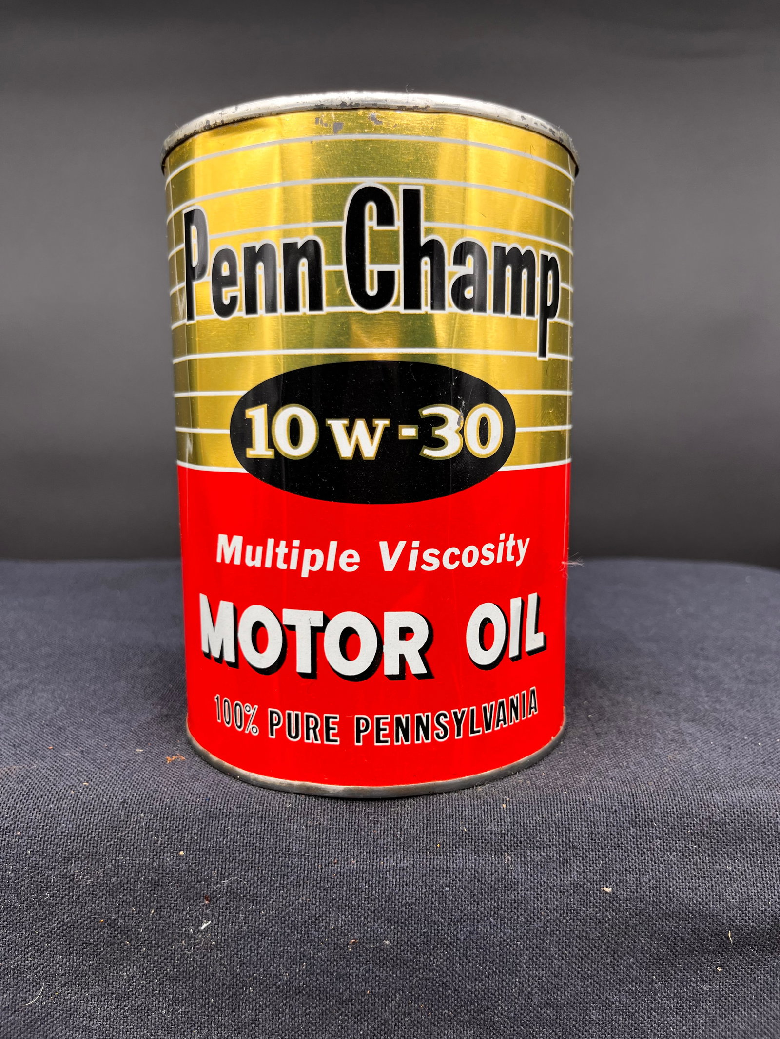 PENN CHAMP 10w30 MOTOR OIL 1 QUART OIL CAN (1 of 6)