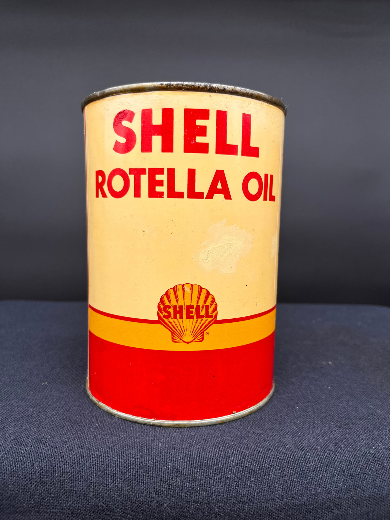 SHELL ROTELLA 1 QUART OIL CAN (1 of 6)