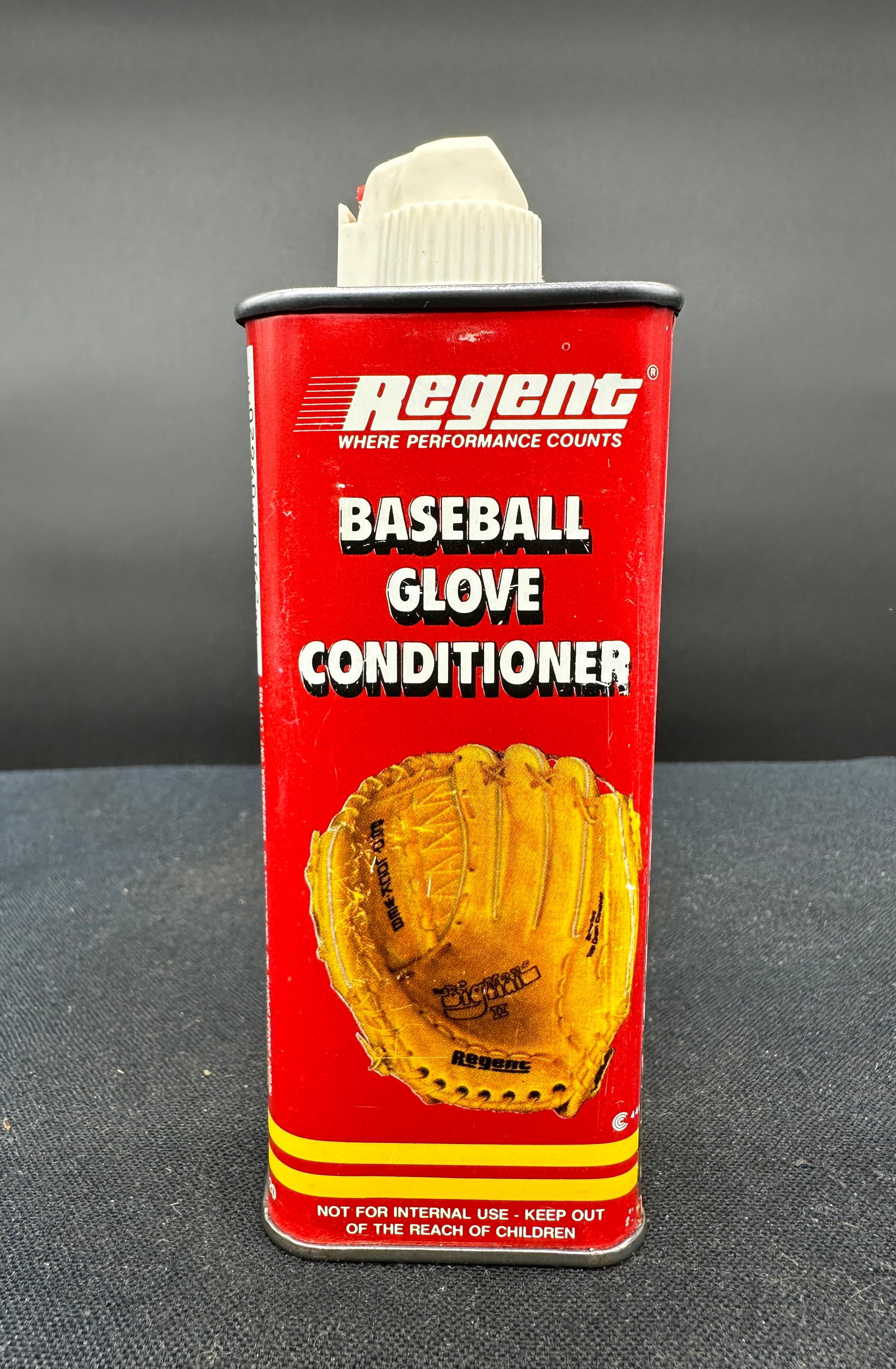 REGENT BASEBALL GLOVE CONDITIONER HANDY OILER: Please see photos for condition