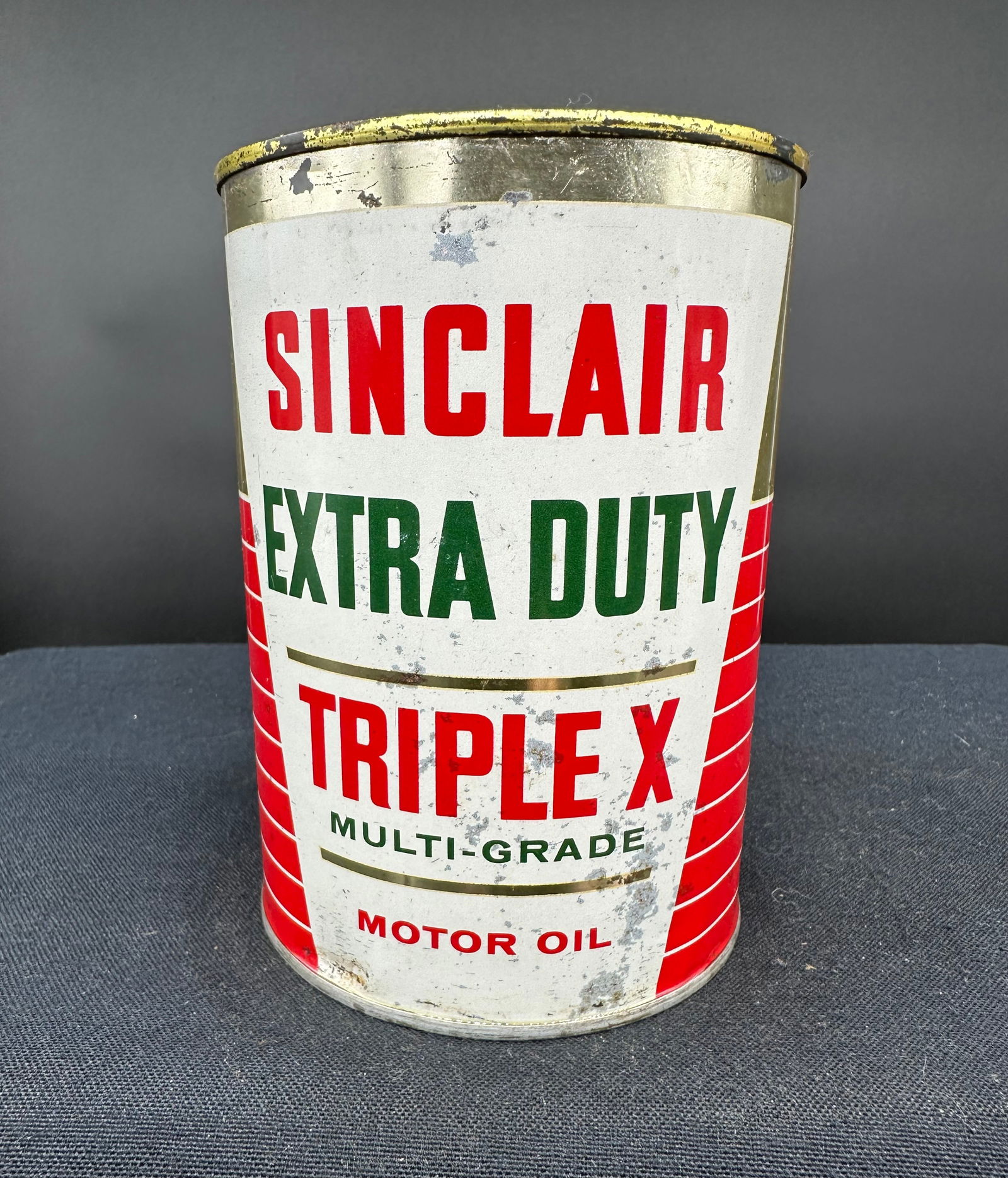 SINCLAIR EXTRA DUTY 1 QUART MOTOR OIL CAN (1 of 6)