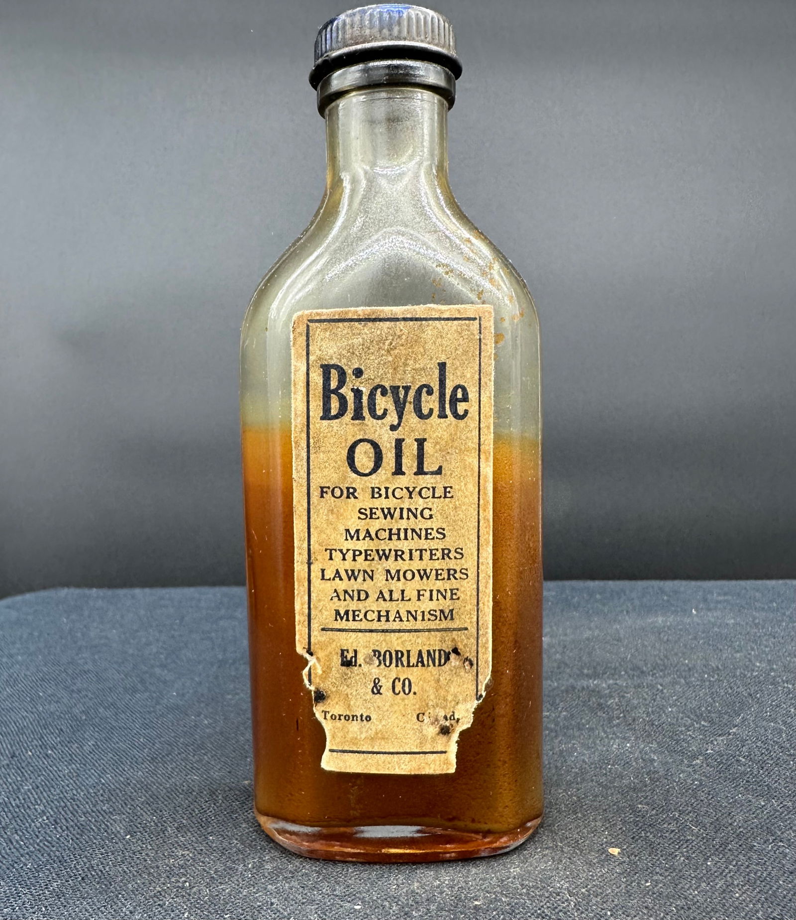BICYCLE OIL BOTTLE (1 of 4)