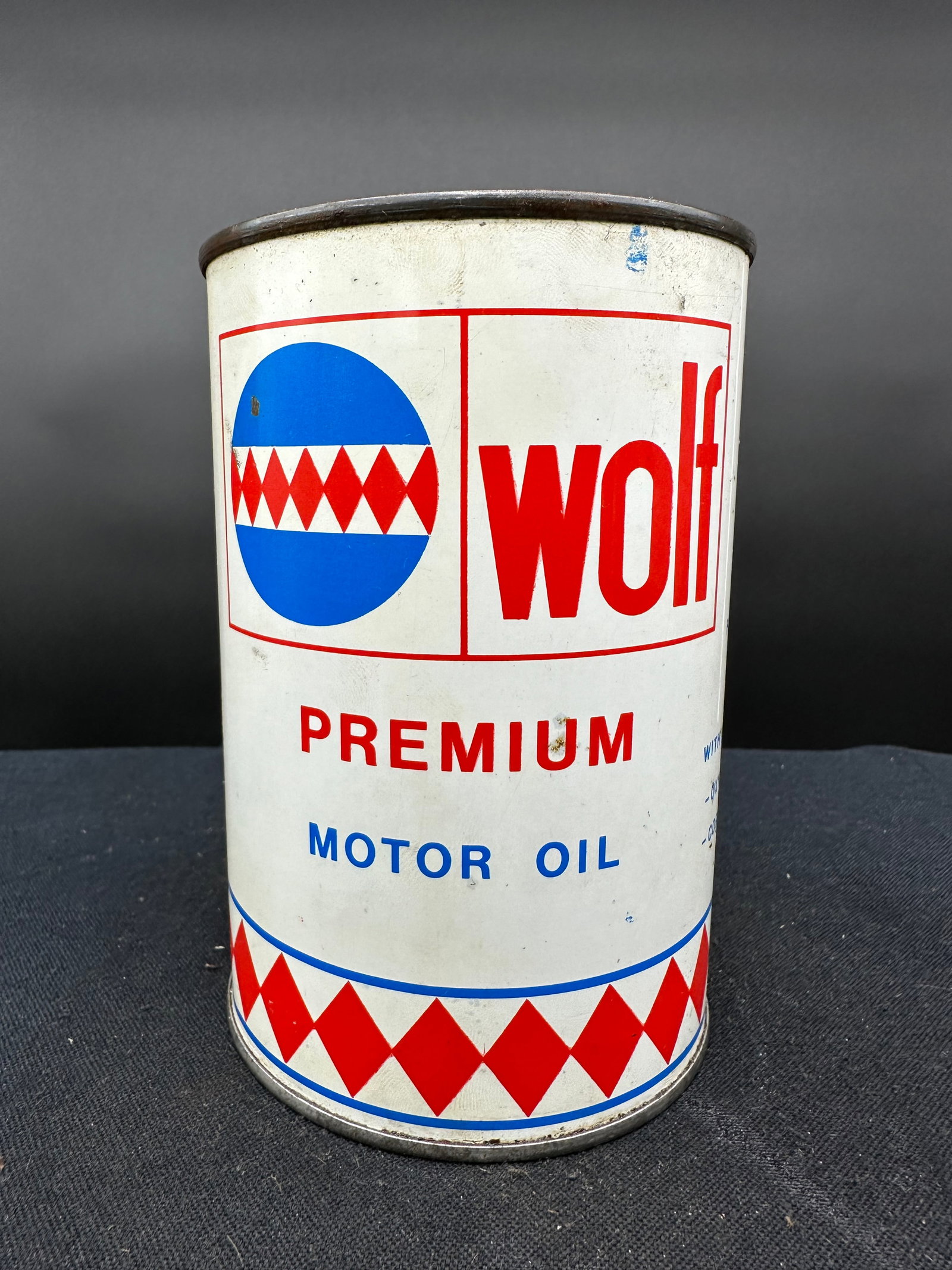 WOLF PREMIUM MOTOR OIL 1 LITER OIL CAN: Please see photos for condition