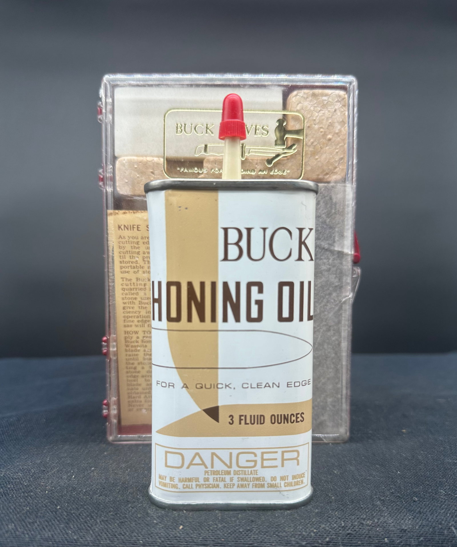 BUCK HONING OIL HANDY OILER: Please see photos for condition