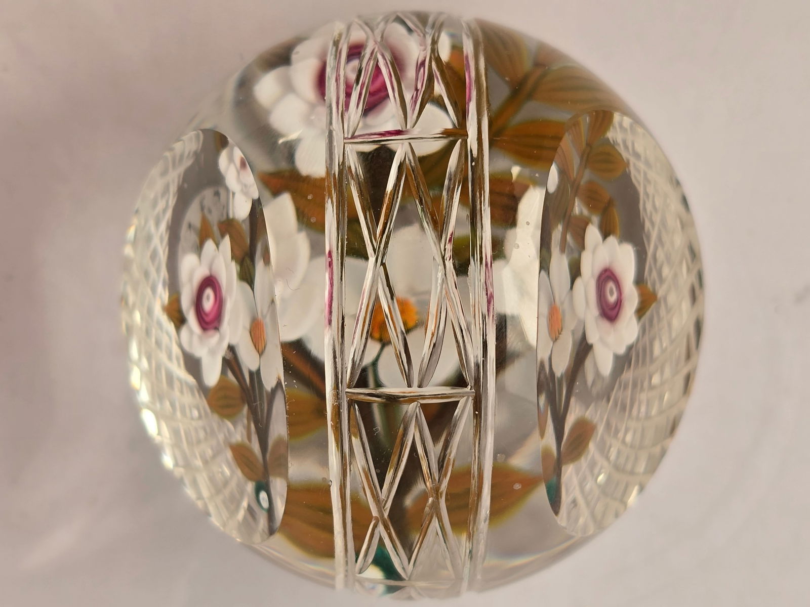 Deacons Glass - Flower Basket (1 of 4)