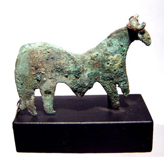 SYRIA, A SHEET BRONZE APPLIQUE OF A BULL, EX. ROYA