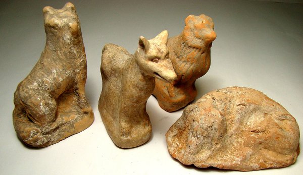 South Italy, Canosa, 4 nice terra cotta DOGS