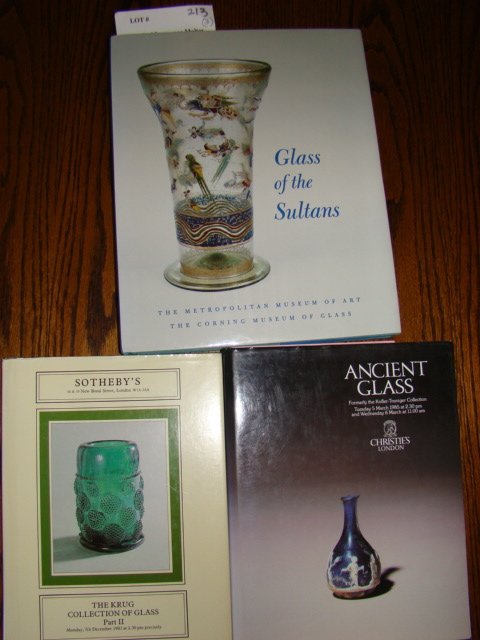 Carboni, Stefano & Whitehouse, David. Glass of the: Carboni, Stefano & Whitehouse, David. Glass of the Sultans. The Metropolitan Museum of Art. New York. 2001. 4to, hard cover with dust jacket, x, 330 pp. with 276 illustrations, including 176 in full c