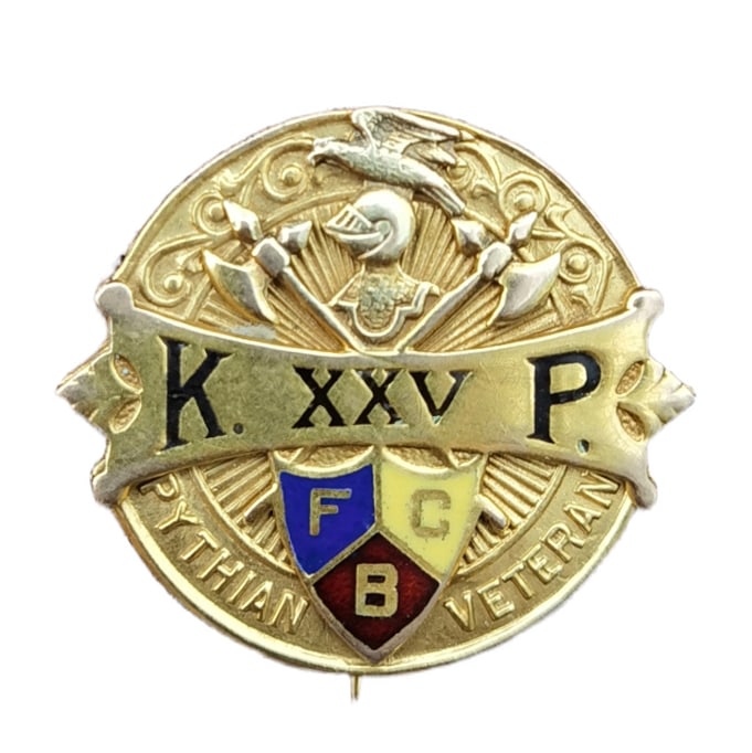 1922 BRITISH ANTIQUE VICTORIAN 10K GOLD BROOCH: Width: 1 1/4 in (3 cm), Weight: 6.5g. Handcrafted shallow relief, engraving with high-temperature enamel.