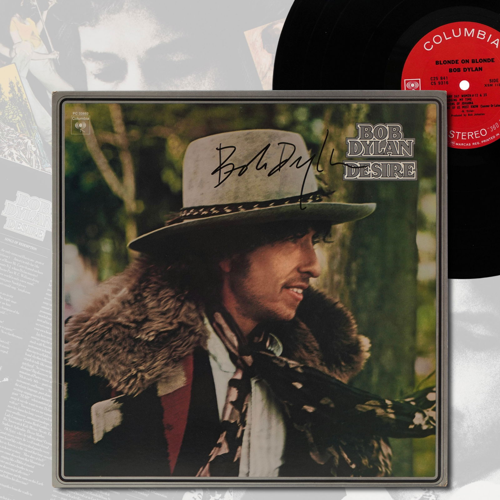 BOB DYLAN SIGNED LP "DESIRE,"1976 (1 of 6)