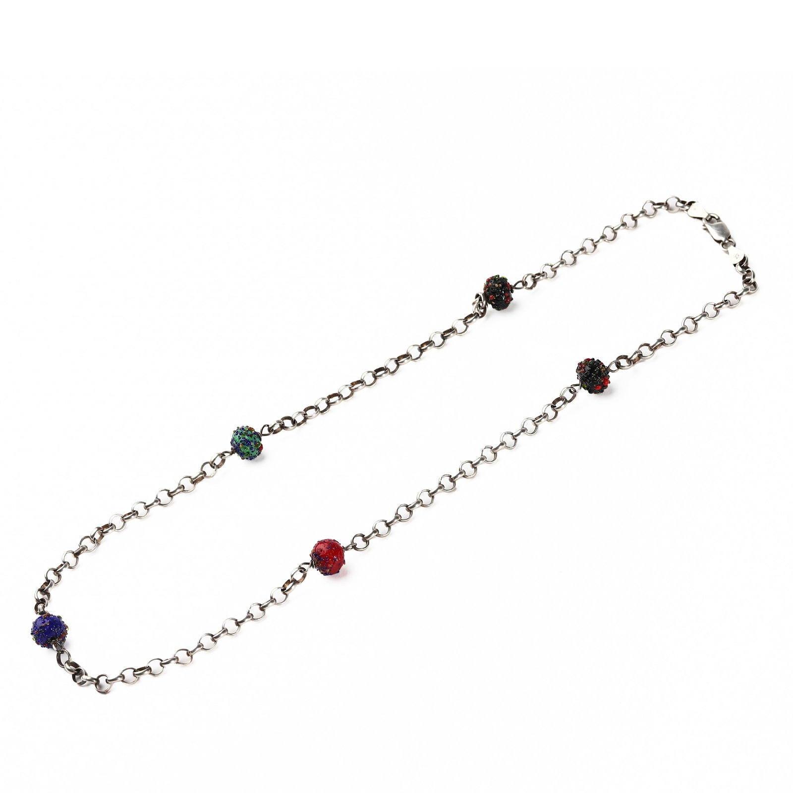 A STERLING SILVER NECKLACE WITH MULTI-COLORED BEADS.: Dimensions: Length: 27 cm, Weight: 11.4 g.
