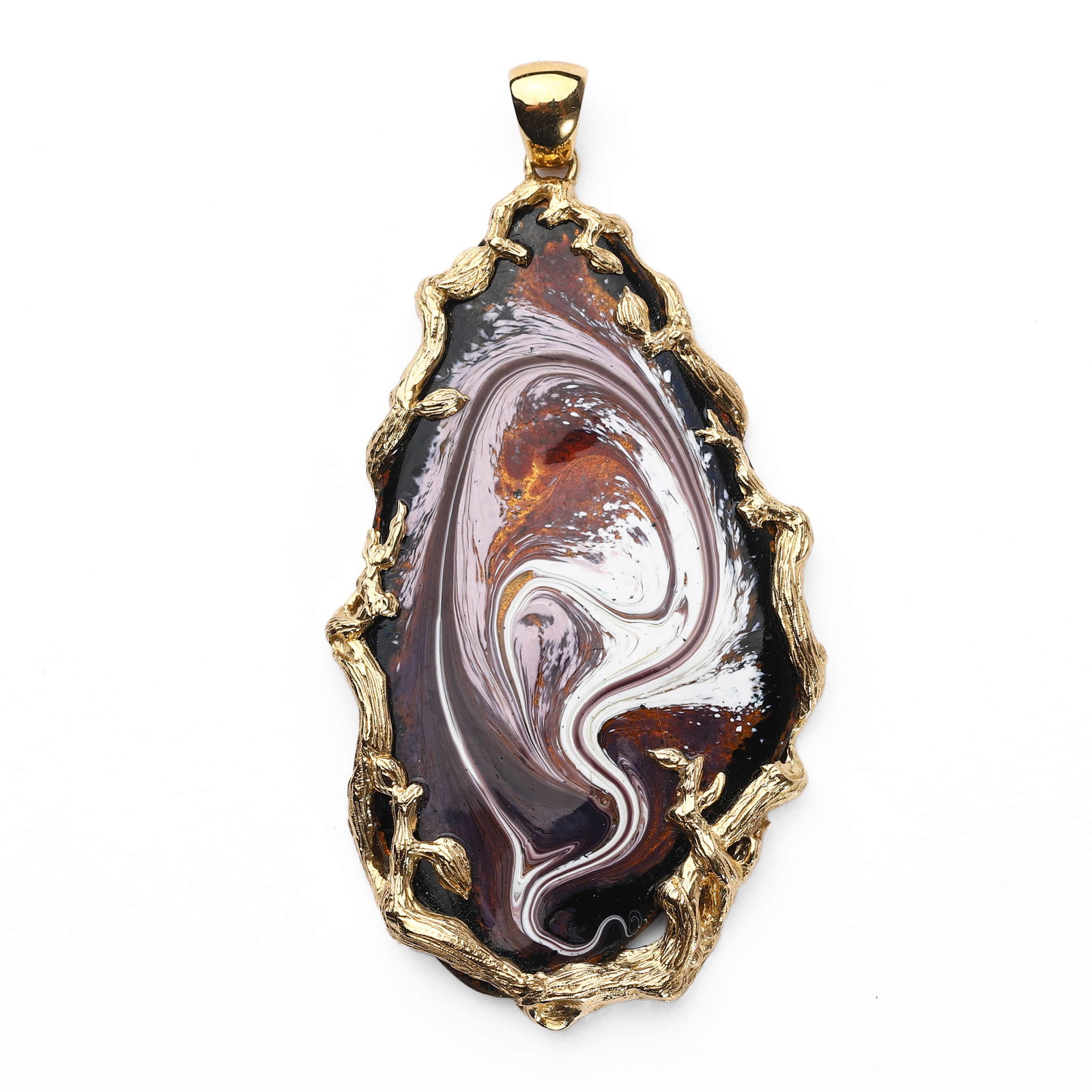 A VICTORIAN ANTIQUE ENAMEL AND 18K GOLD BROOCH: Dimensions Length: 2 11/16 in. (69 mm); Width: 1 7/16 in. (36 mm); Weight: 21 g Description Centering a high-fired vitreous enamel plaque of the Victorian period, vividly depicting a phoenix rising