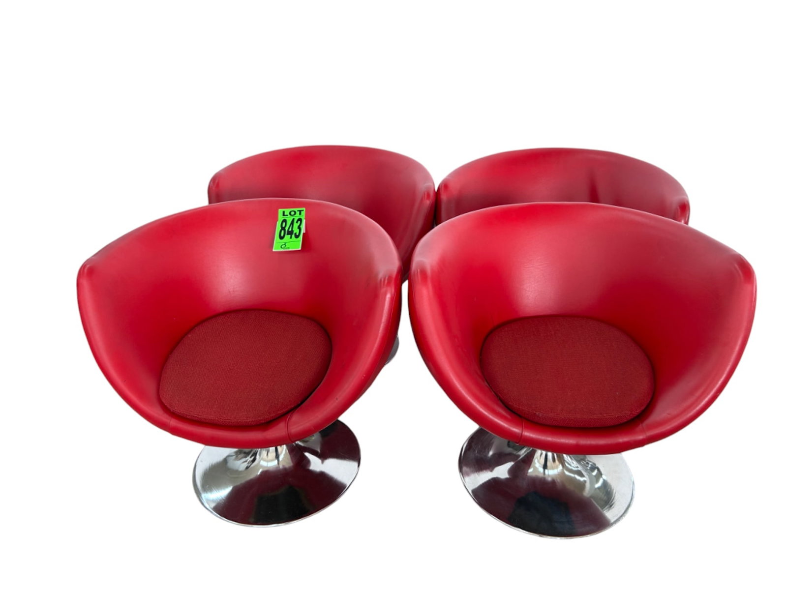Lot of (4) vintage pod chairs: Lot of (4) vintage pod chairs