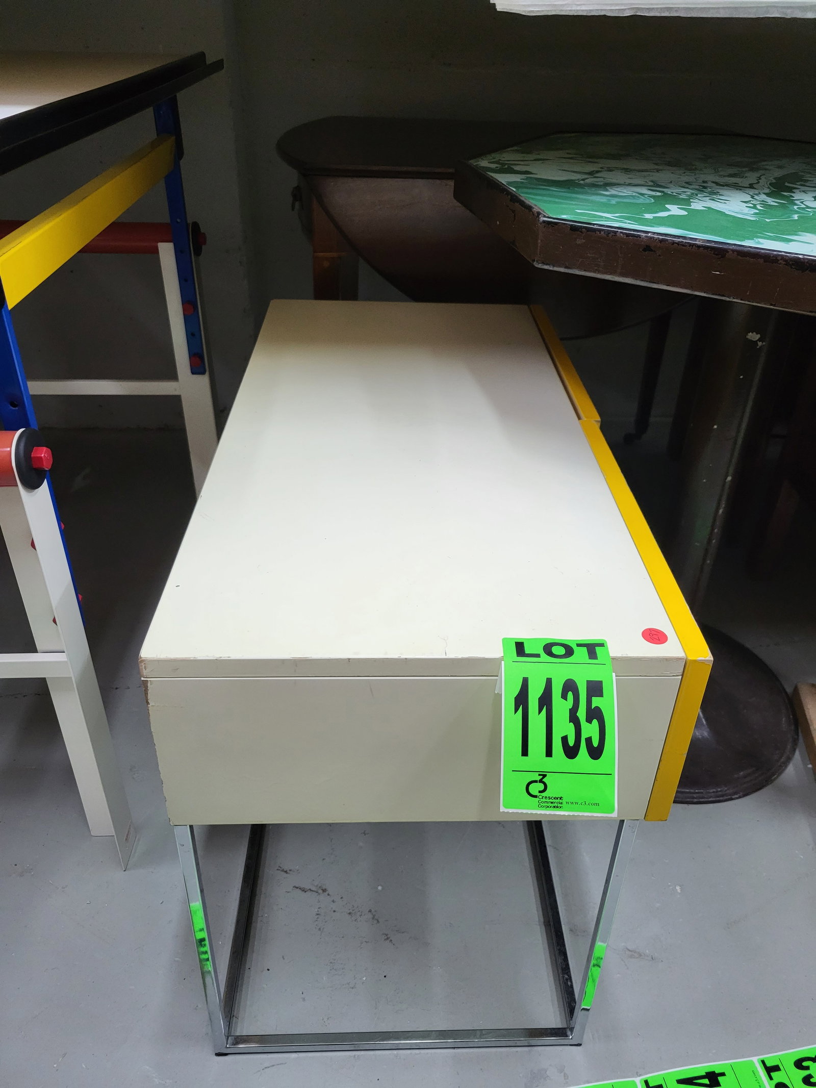 Mesa Console with Chrome Base and 2 drawers: Mesa Console with Chrome Base and 2 drawers