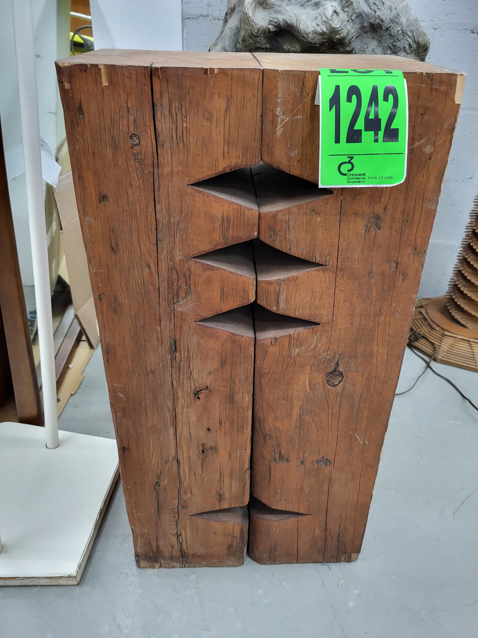 Solid Wood Base: Solid Wood Base