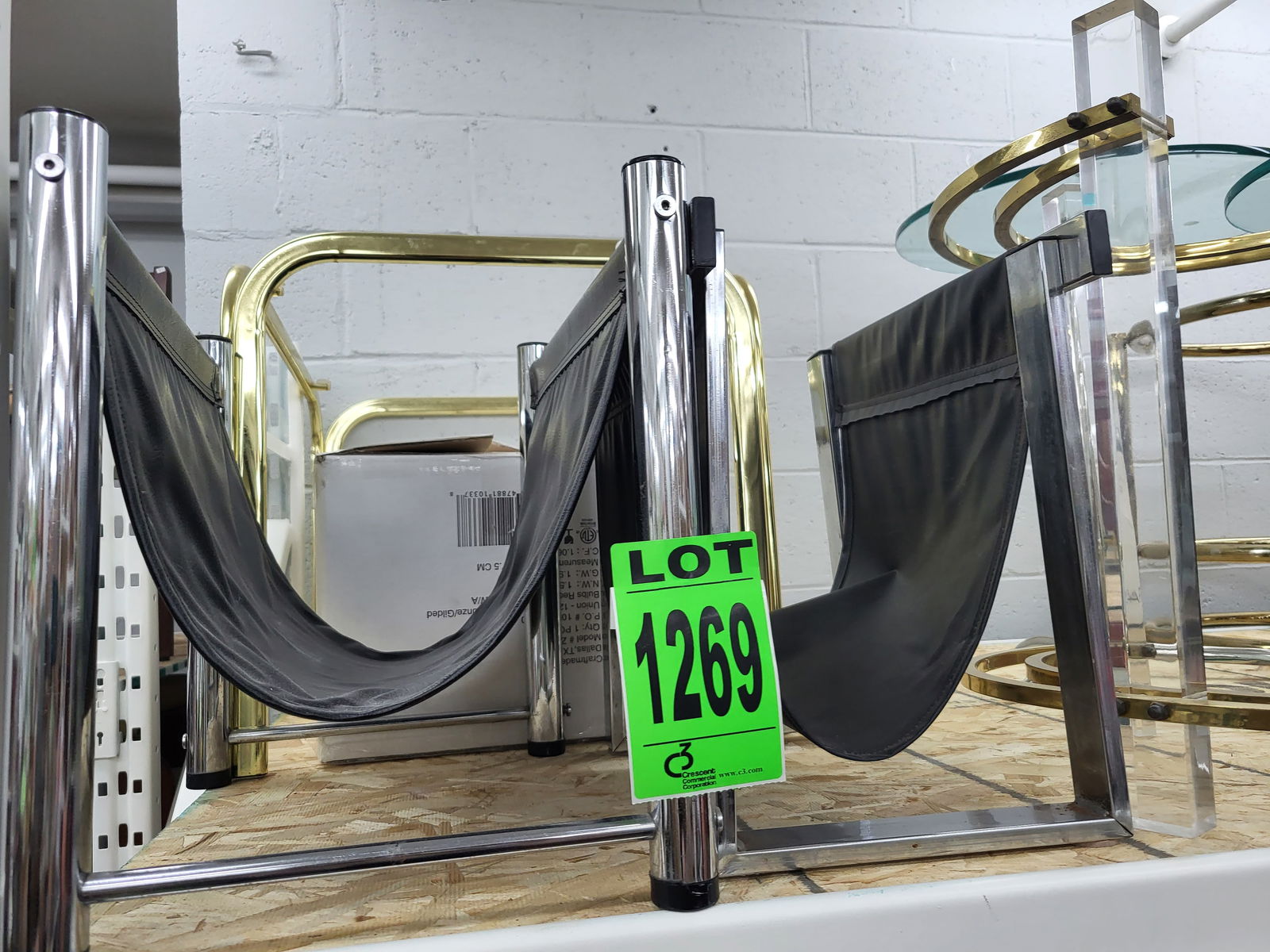 Lot of (2) Mid-Century Modern Chrome and Black Vinyl Magazine Racks: Lot of (2) Mid-Century Modern Chrome and Black Vinyl Magazine Racks