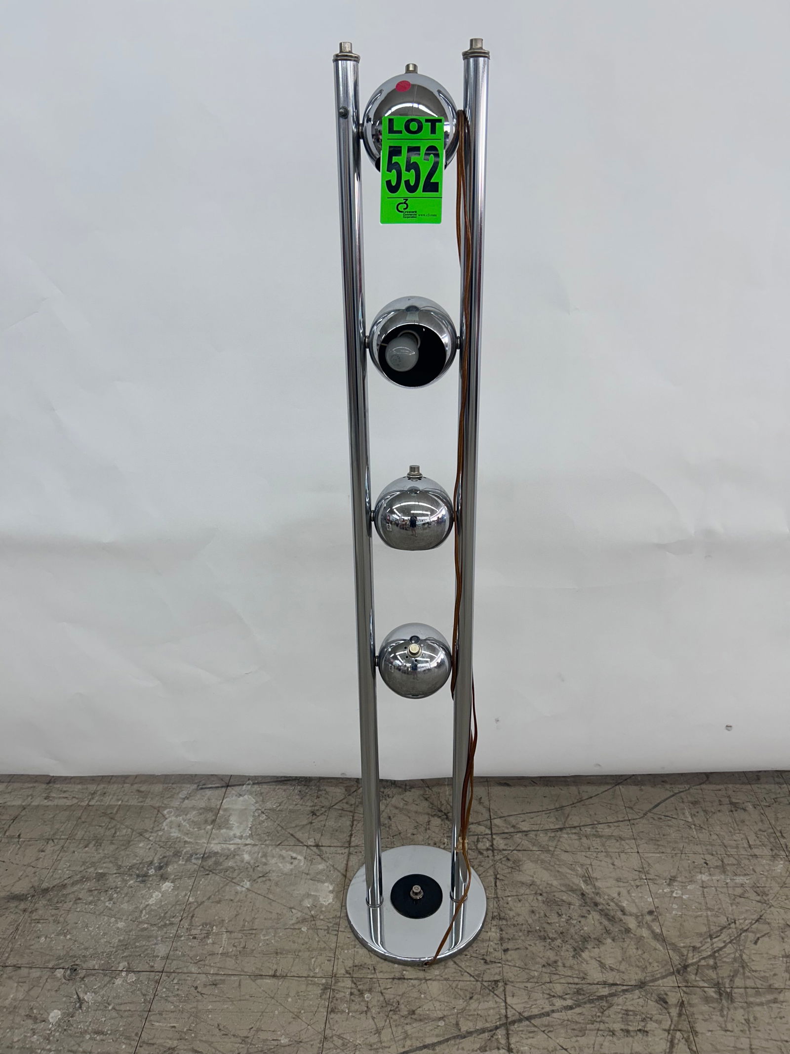 Vintage Space Age MCM Chrome Floor Lamp (1 of 3)