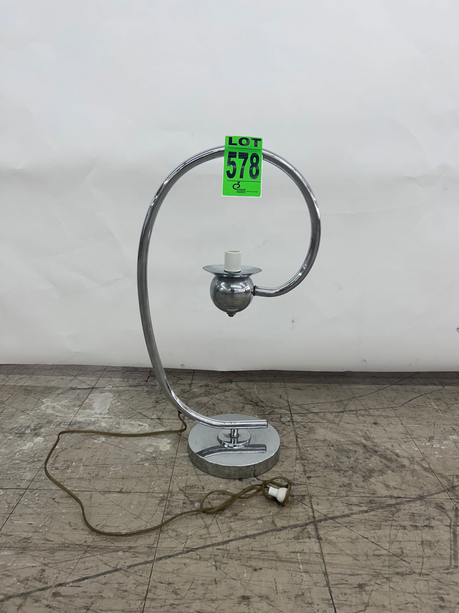 Vintage MCM Chrome Candleholder Lamp (1 of 2)