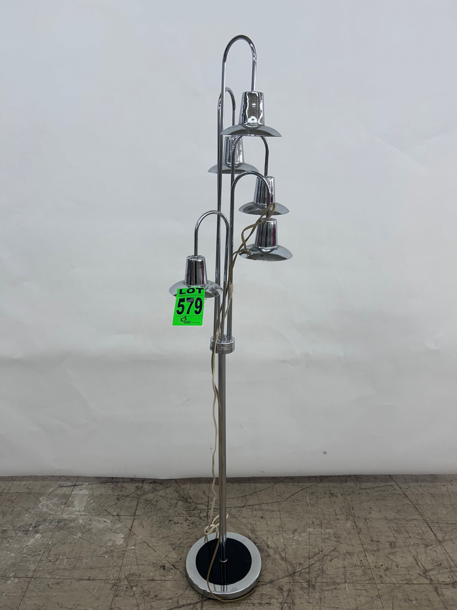 Vintage MCM Chrome  5-Light Floor Lamp (1 of 3)