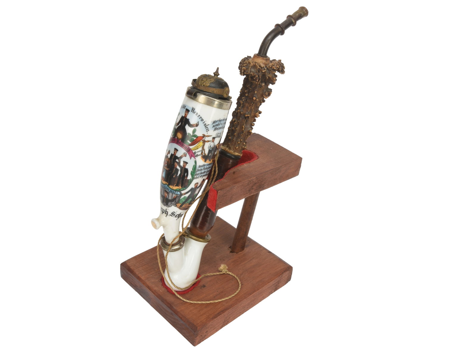 Imperial German Infantry Regiment 29 Reservist's Pipe: Imperial German Infantry Regiment 29 Reservist's Pipe JR 29 Reservist's souvenir pipe has a short but nice quality stag horn stem. Bowl is adorned with martial vignettes and a roster of this reservist