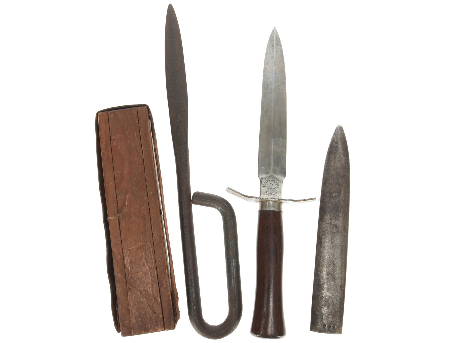 French WWI Trench Weapon Lot: M1916 Trench Knife & ‘Clou Français’ Improvised Knife: French WWI Trench Weapon Lot: M1916 Trench Knife & ‘Clou Français’ Improvised Knife M.1916 trench knife is 28cm overall with 17cm double-edged blade that is good overall with very light age tonin