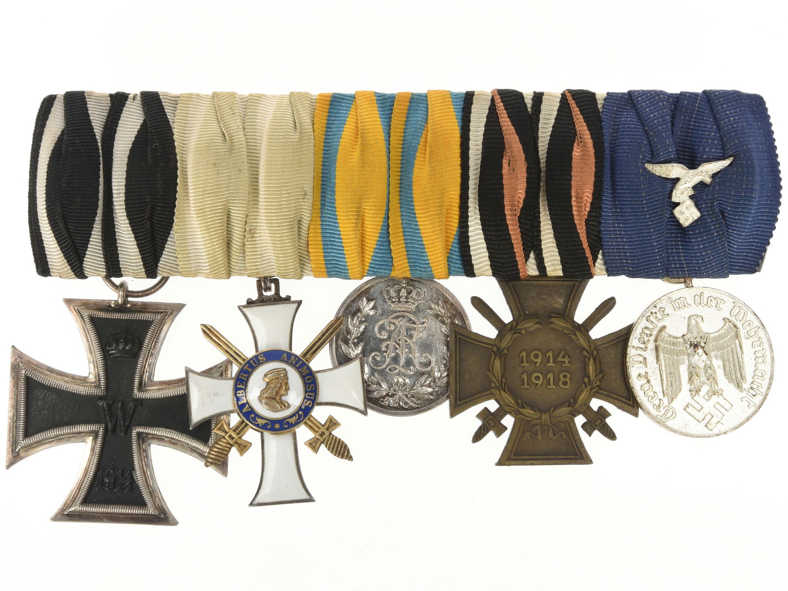 German WWI / WWII period 5-place Medal Bar (1 of 6)