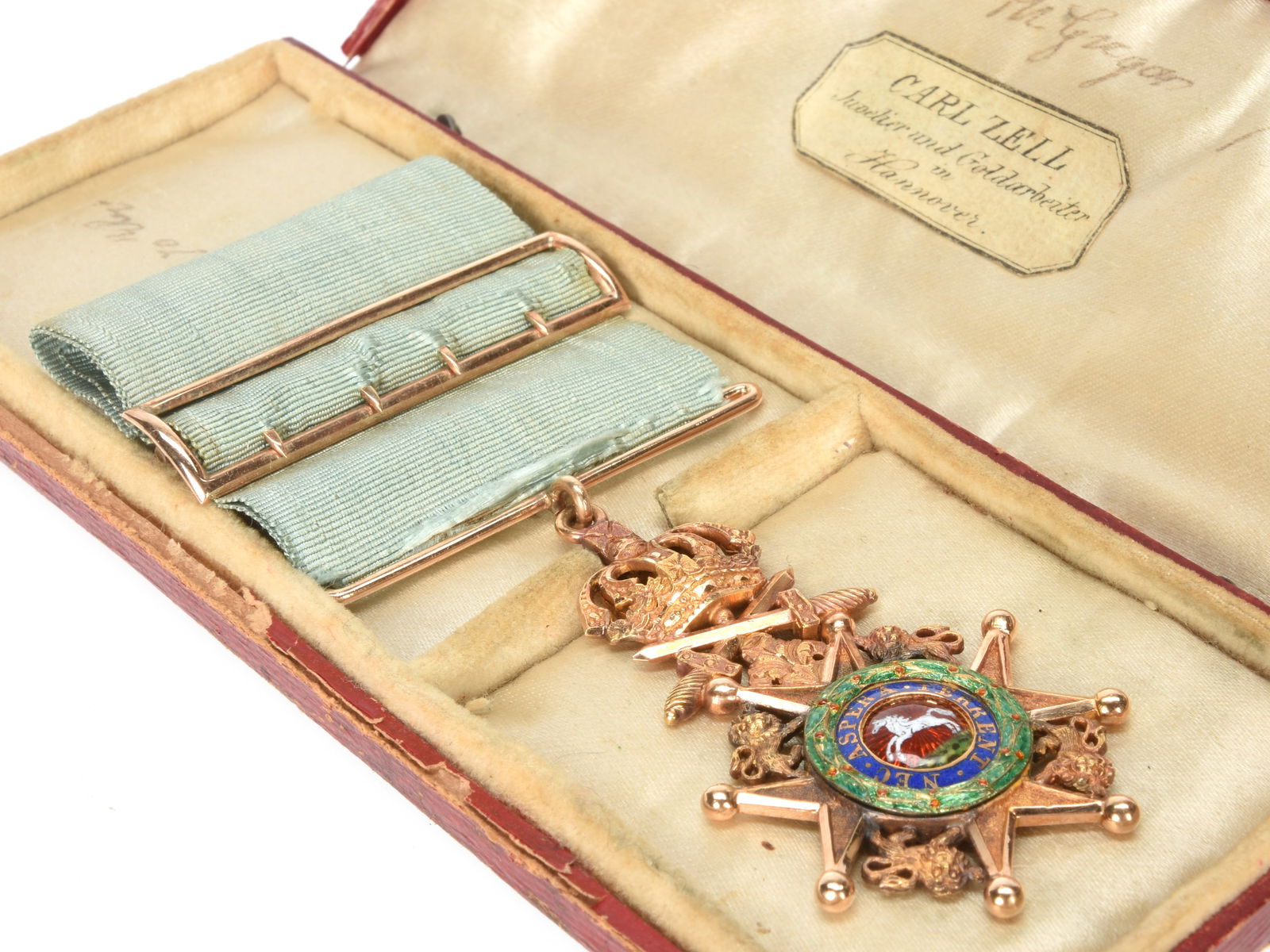 Royal Hanoverian Guelphic Order: Lieutenant Colonel McGrigor 70th Regiment of Foot: Royal Hanoverian Guelphic Order: Lieutenant Colonel McGrigor 70th Regiment of Foot. Cased knight's badge/medal of the Royal Hanoverian Guelphic Order (Military Division) in gold with fine enameling. B