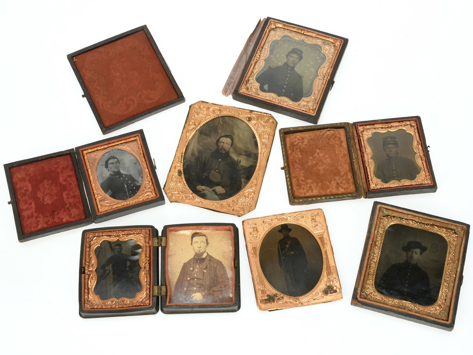 Civil War Federal Soldier Image Lot: Two Ambrotypes and Five Tintypes: Civil War Federal Soldier Image Lot: Two Ambrotypes and Five Tintypes. Two ambrotypes include a cased sixth plate image of an enlisted soldier wearing his frock coat with shoulder scales installed, an