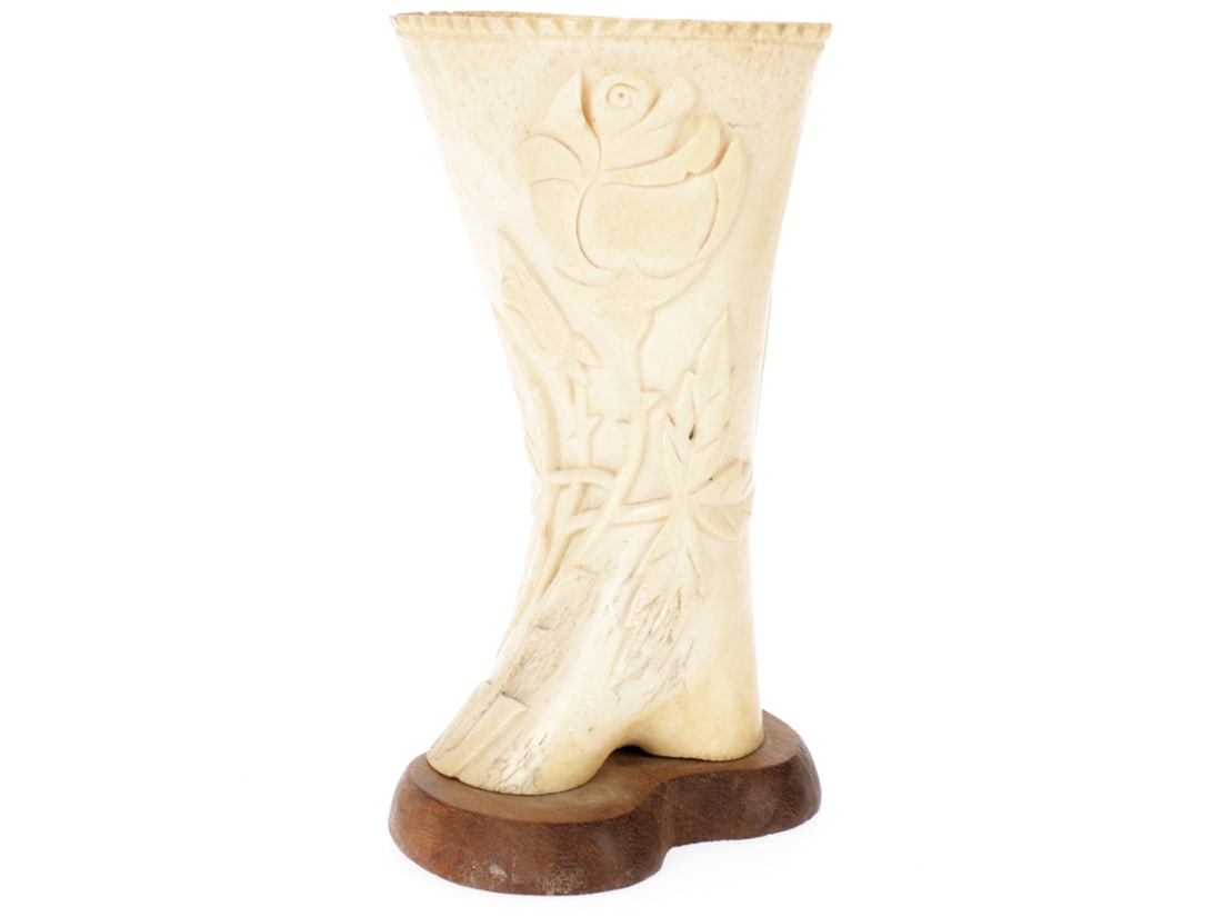 Rose Floral Motif Detained Enemy Alien WWI Prison Camp Bone Art: Rose Floral Motif Detained Enemy Alien WWI Prison Camp Bone Art 15cm tall carved beef bone artwork depicts a nicely detailed rose floral motif on one side; reverse has a more simple potted plant. Top