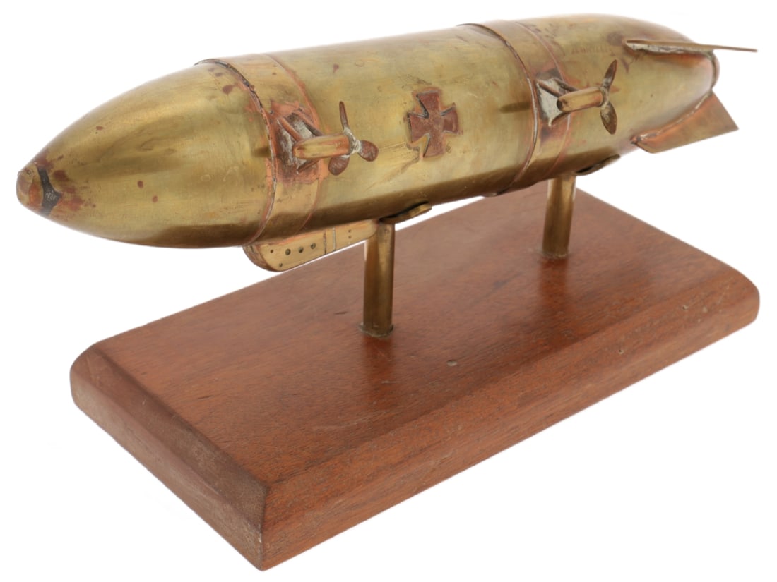 Trench Art Airship / Zeppelin: Trench Art Airship / Zeppelin Wow! Whoopie! A zeppelin! 29.5 cm long airship constructed of sheet brass with 4 engines and propellers on struts, gondola and four stabilizers. There is a copper Iron